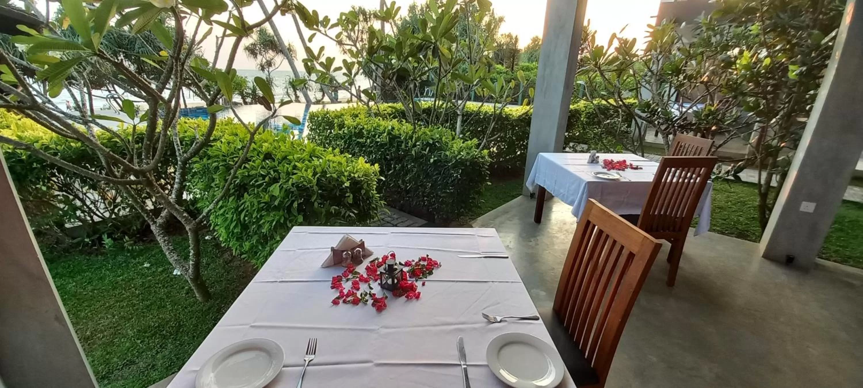 Restaurant/places to eat in Ananya Beach Resort