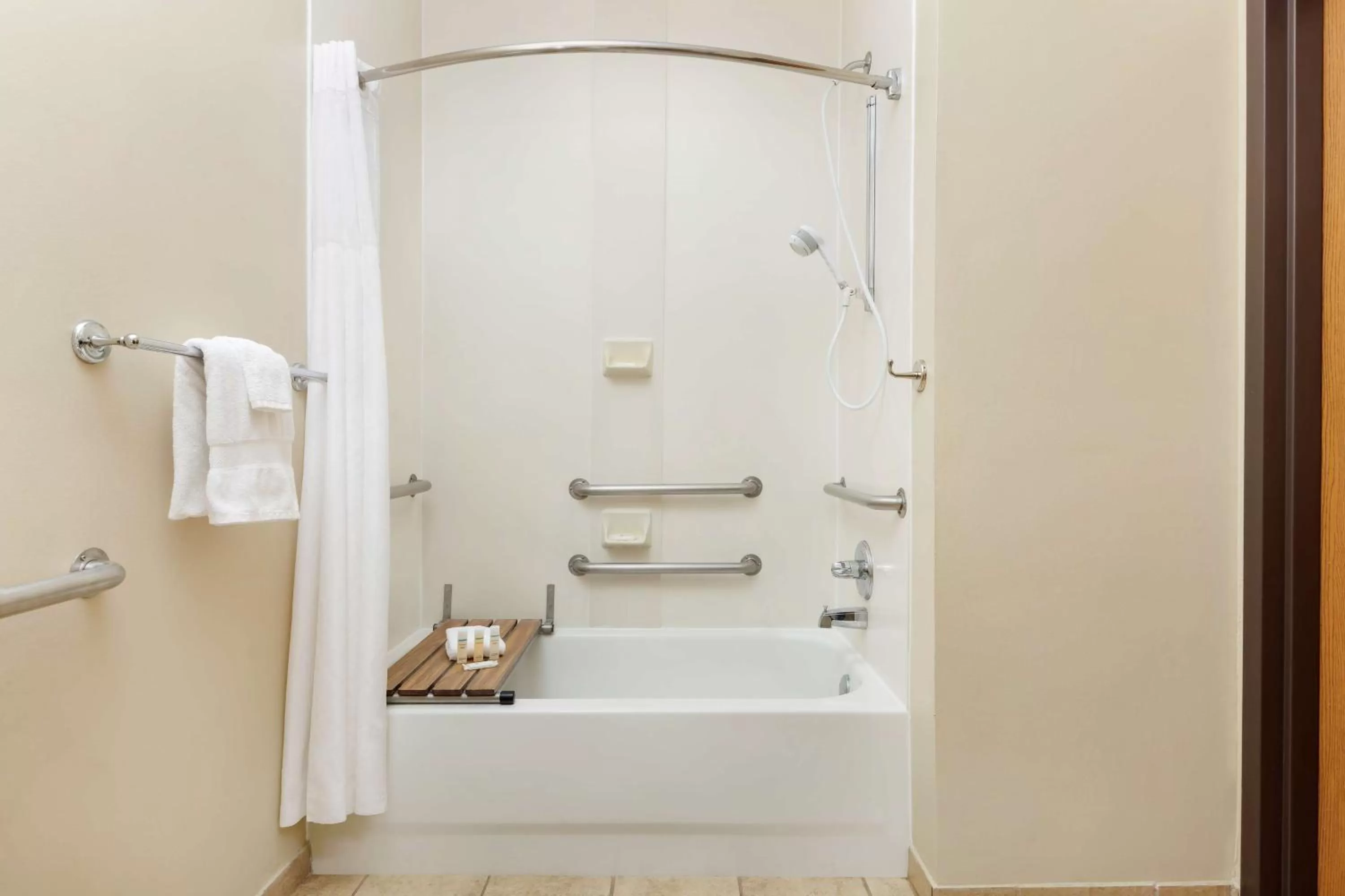 Bathroom in Countryside Inn Jackson