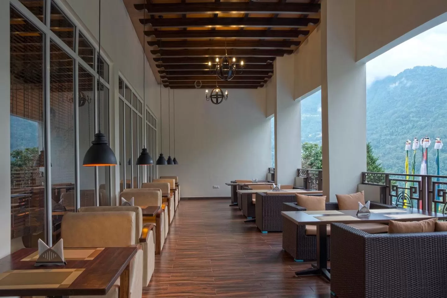 Area and facilities in Lemon Tree Hotel Gangtok