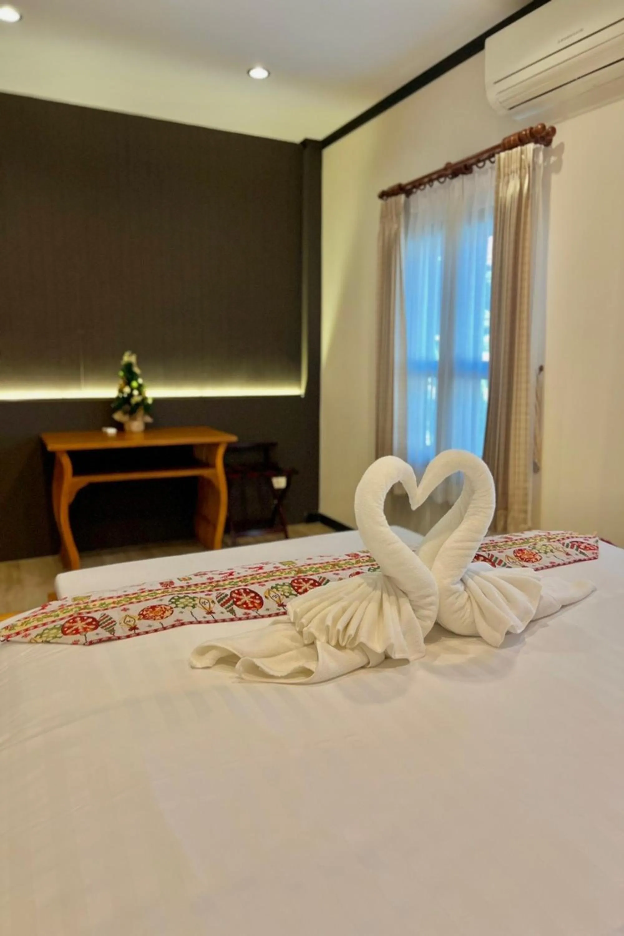 Photo of the whole room in Na Mantra Resort