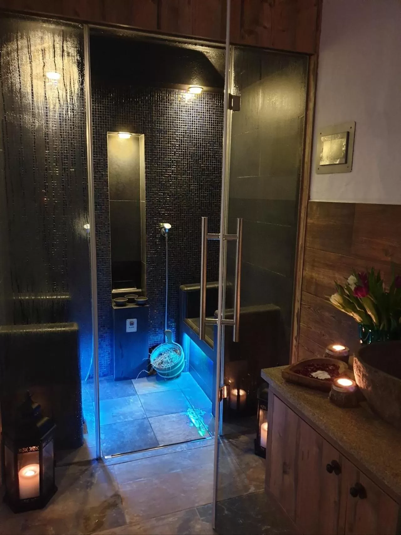 Spa and wellness centre/facilities in Alm- & Wellnesshotel Alpenhof