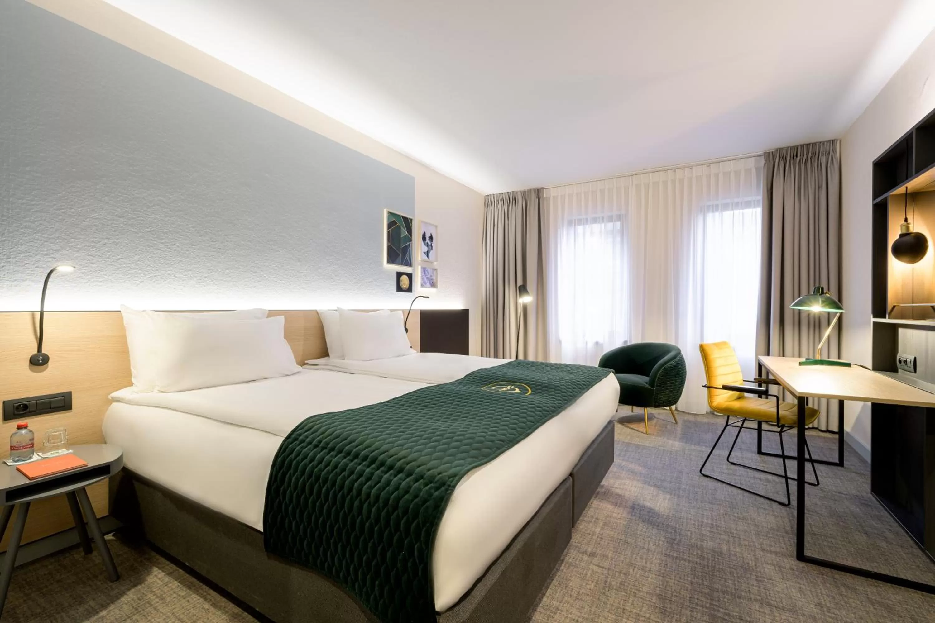 Photo of the whole room, Bed in Holiday Inn Hasselt by IHG