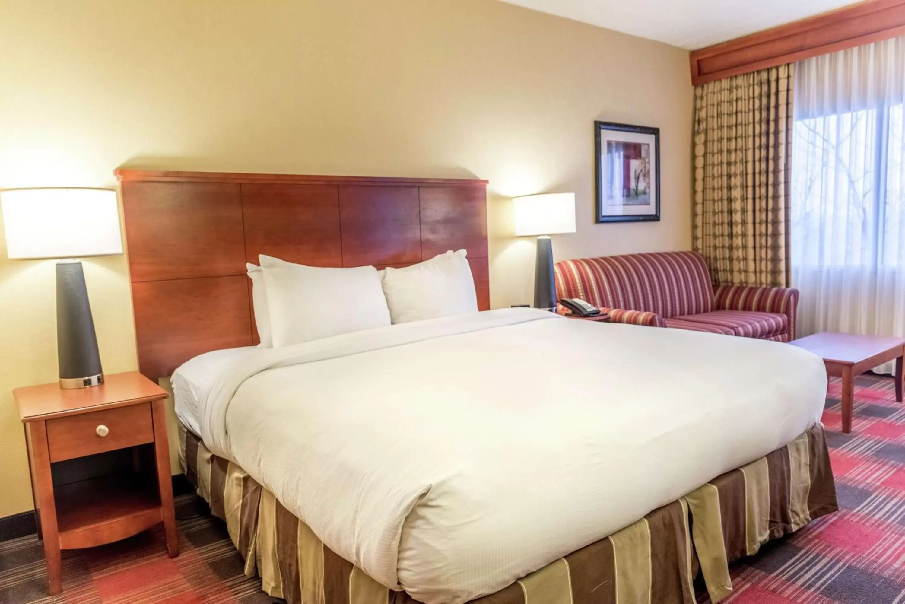 King Room with Sofa Bed - Non-Smoking in DoubleTree by Hilton Holland King Room with Sofa Bed - Non-Smoking in DoubleTree by Hilton Holland