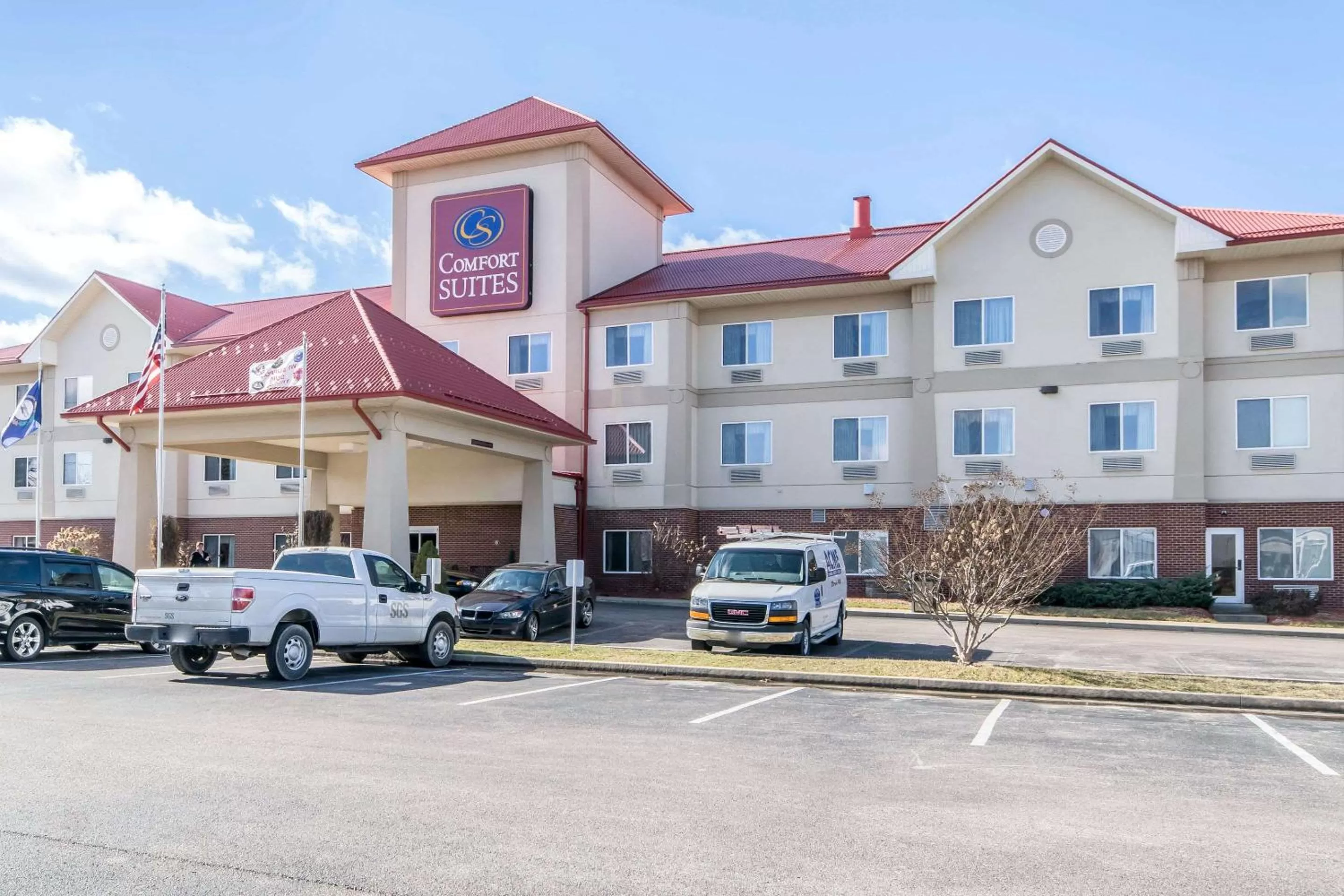 Property building in Comfort Suites Owensboro South