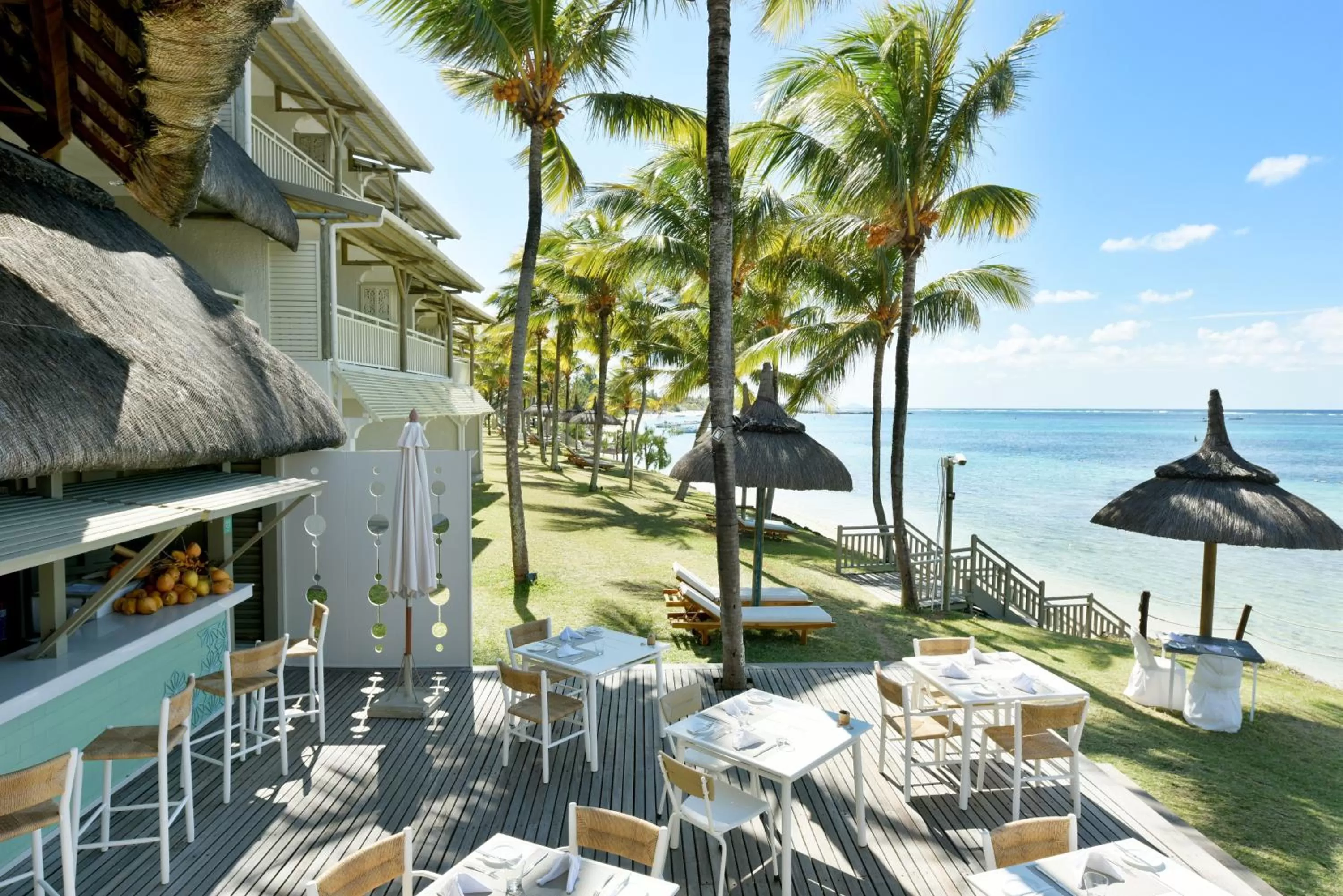 Restaurant/places to eat in Solana Beach Mauritius - Adults Only