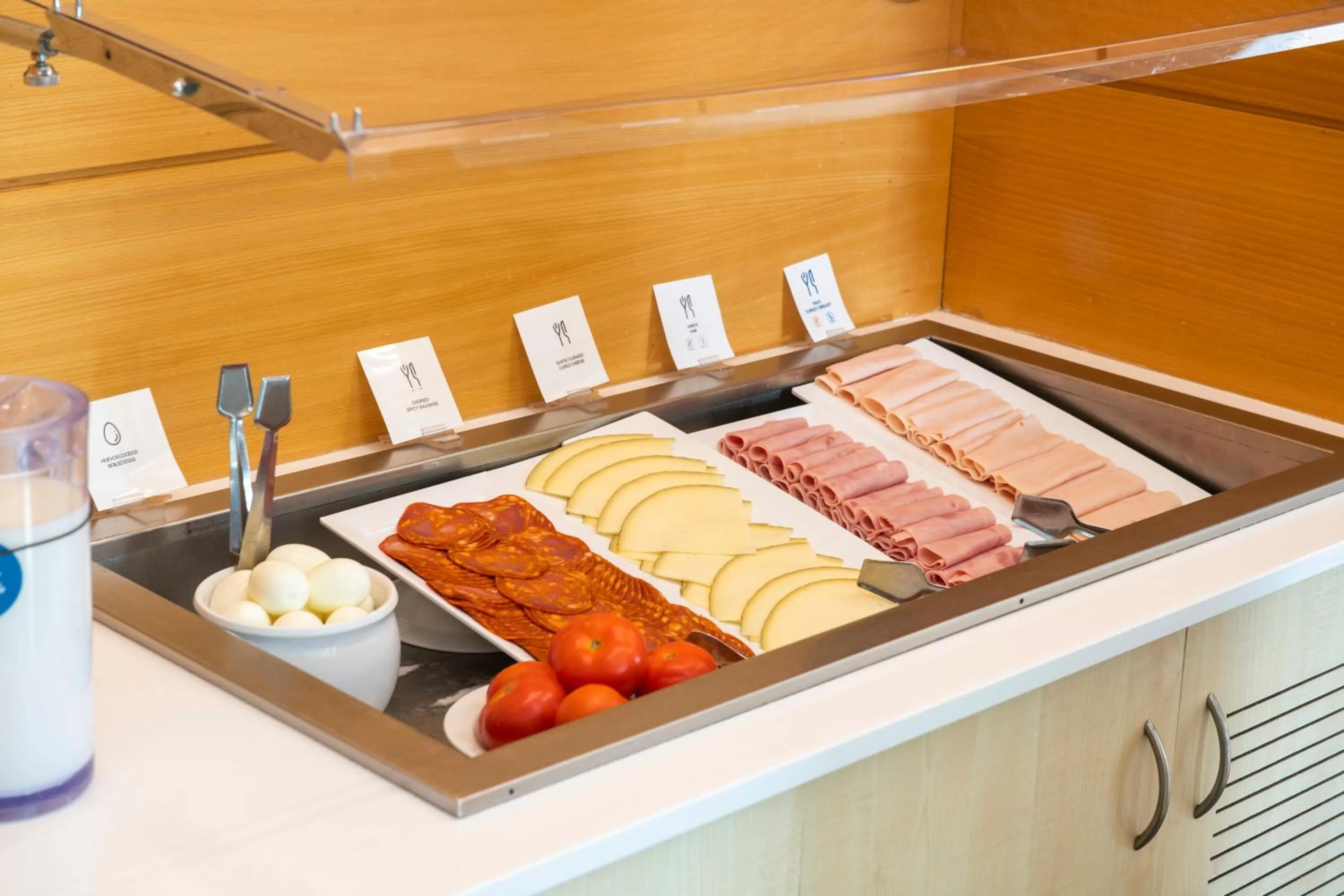 Breakfast in Holiday Inn Express Barcelona - Montmeló by IHG