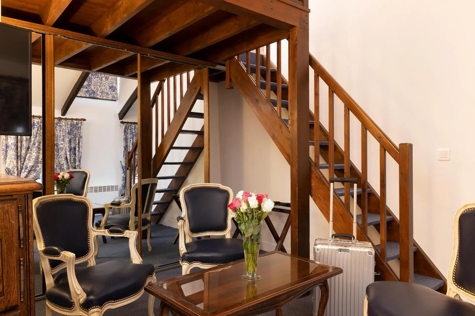 Living room in Relais Hôtel du Vieux Paris