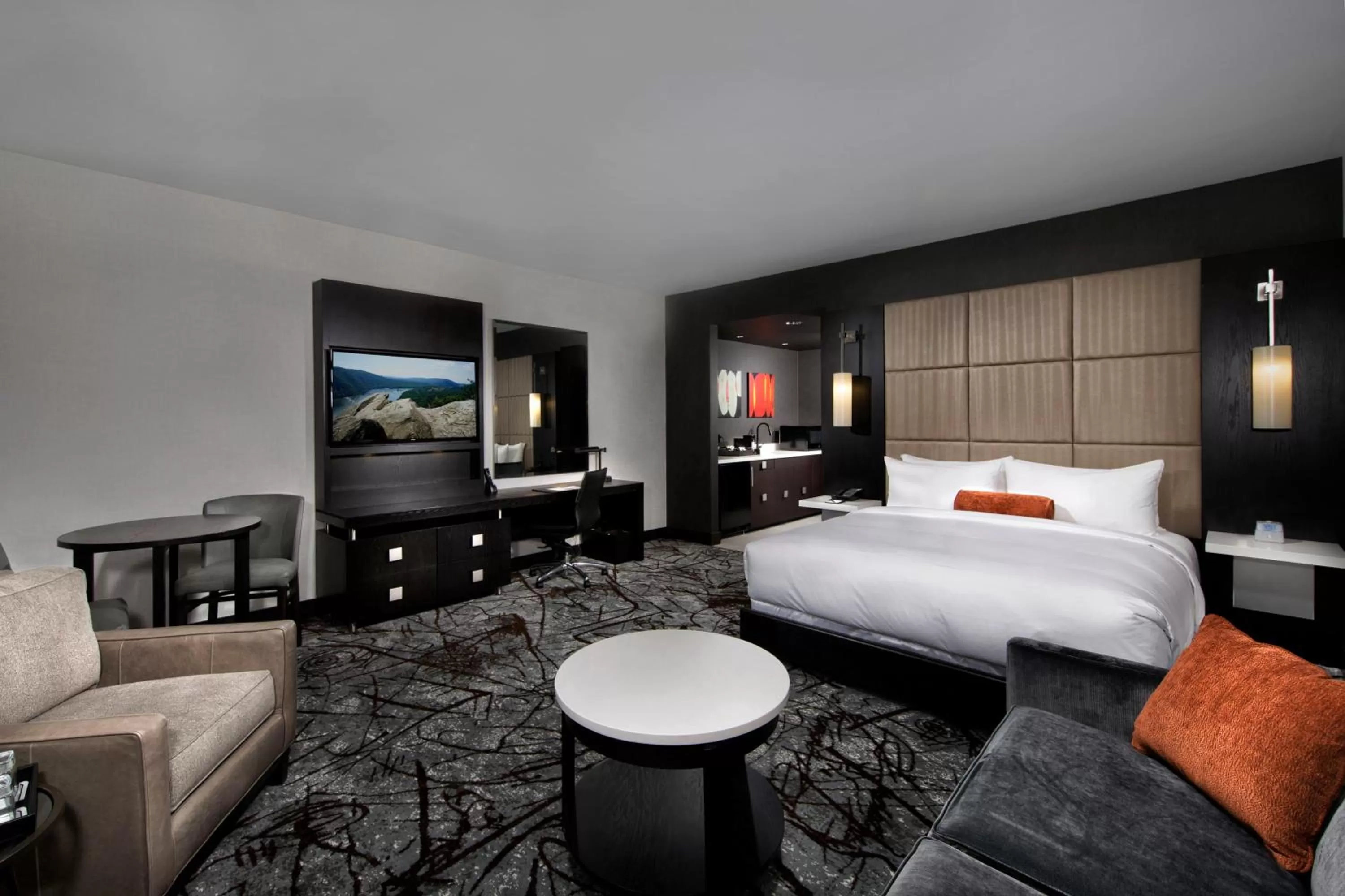 Bed in The Hotel at the University of Maryland