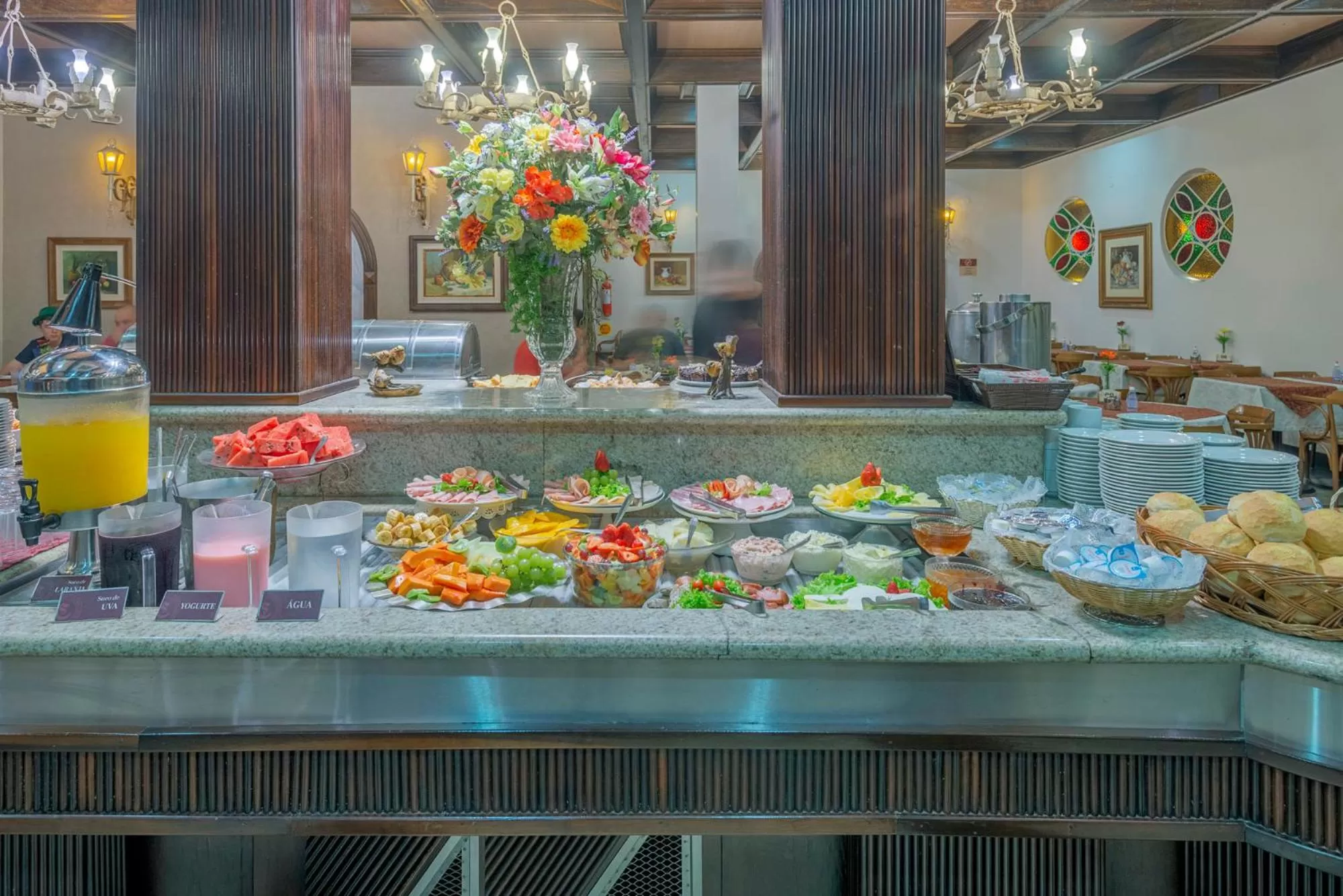 Buffet breakfast in Hotel Glória