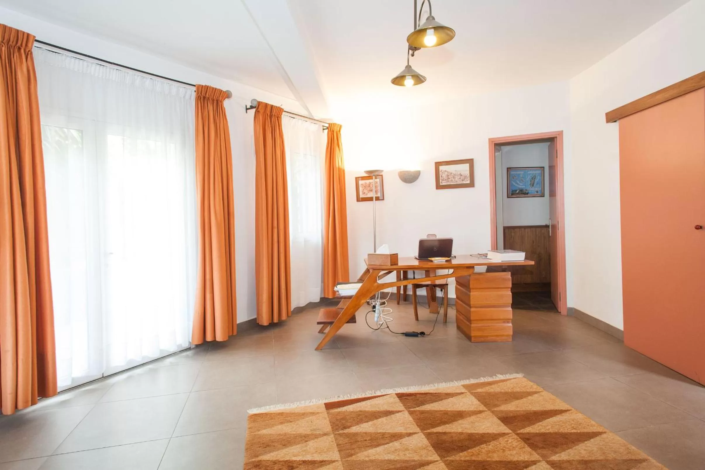 Living room, Dining Area in La Varangue