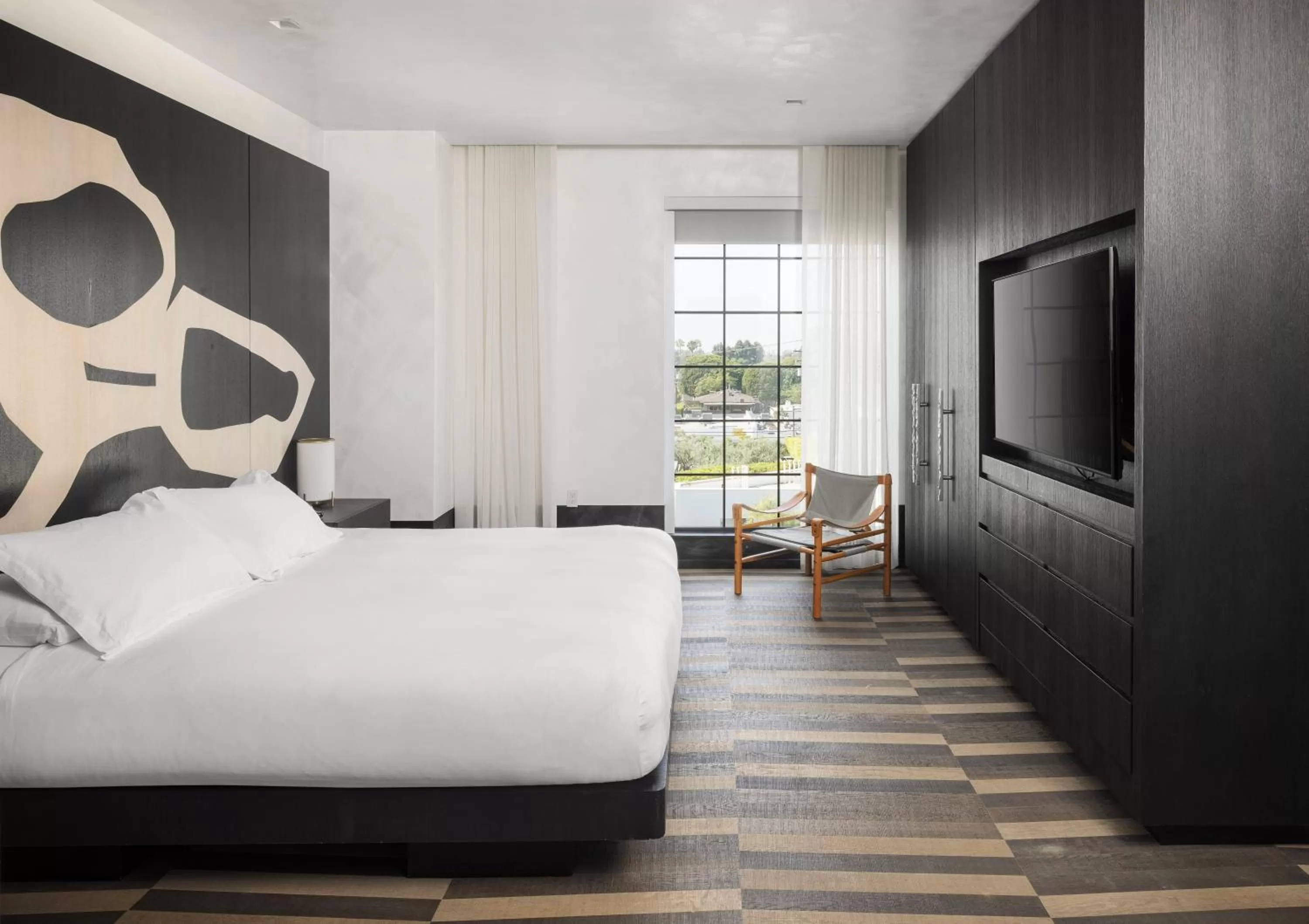 Photo of the whole room, Bed in Kimpton La Peer Hotel West Hollywood by IHG