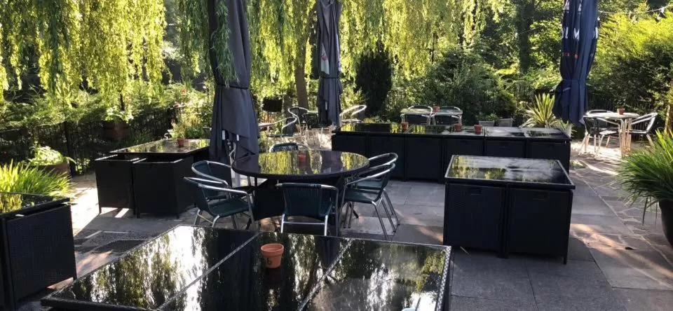 Michelangelos - Rooms, Restaurant & Bar