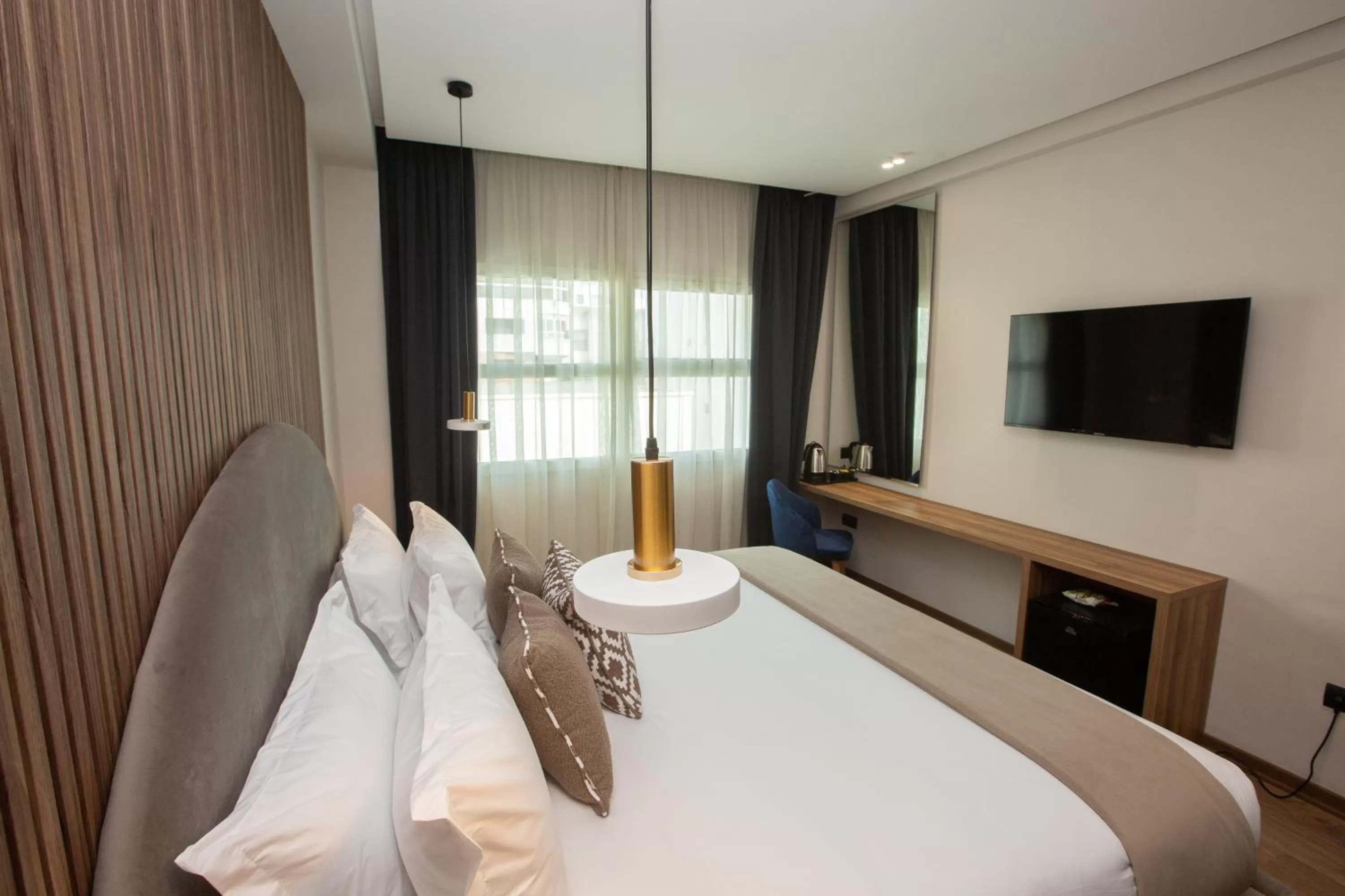 Photo of the whole room, Bed in Le M Hôtel