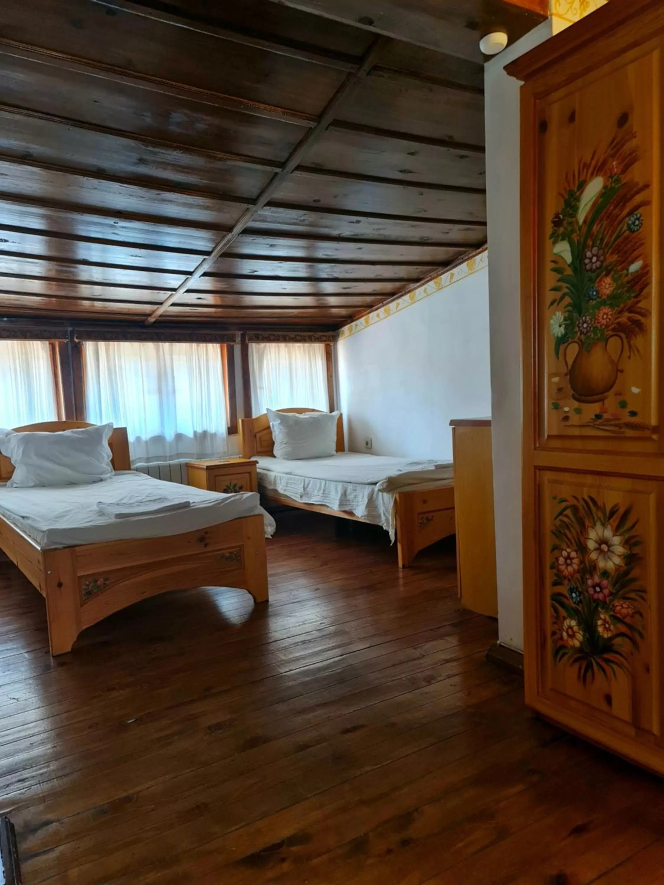 Bed in The Old House Family Hotel