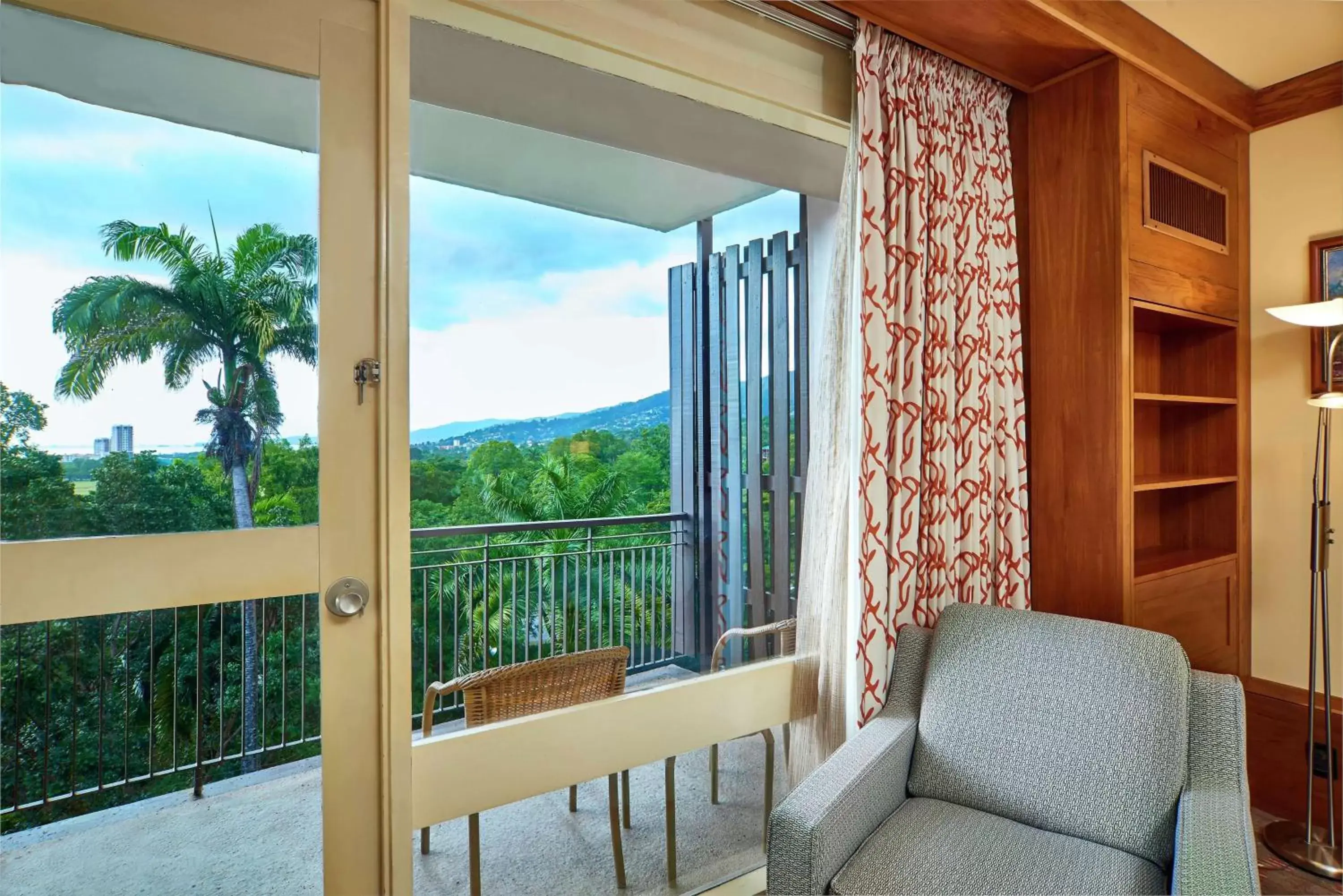 Executive King Room in Hilton Trinidad & Conference Centre Executive King Room in Hilton Trinidad & Conference Centre