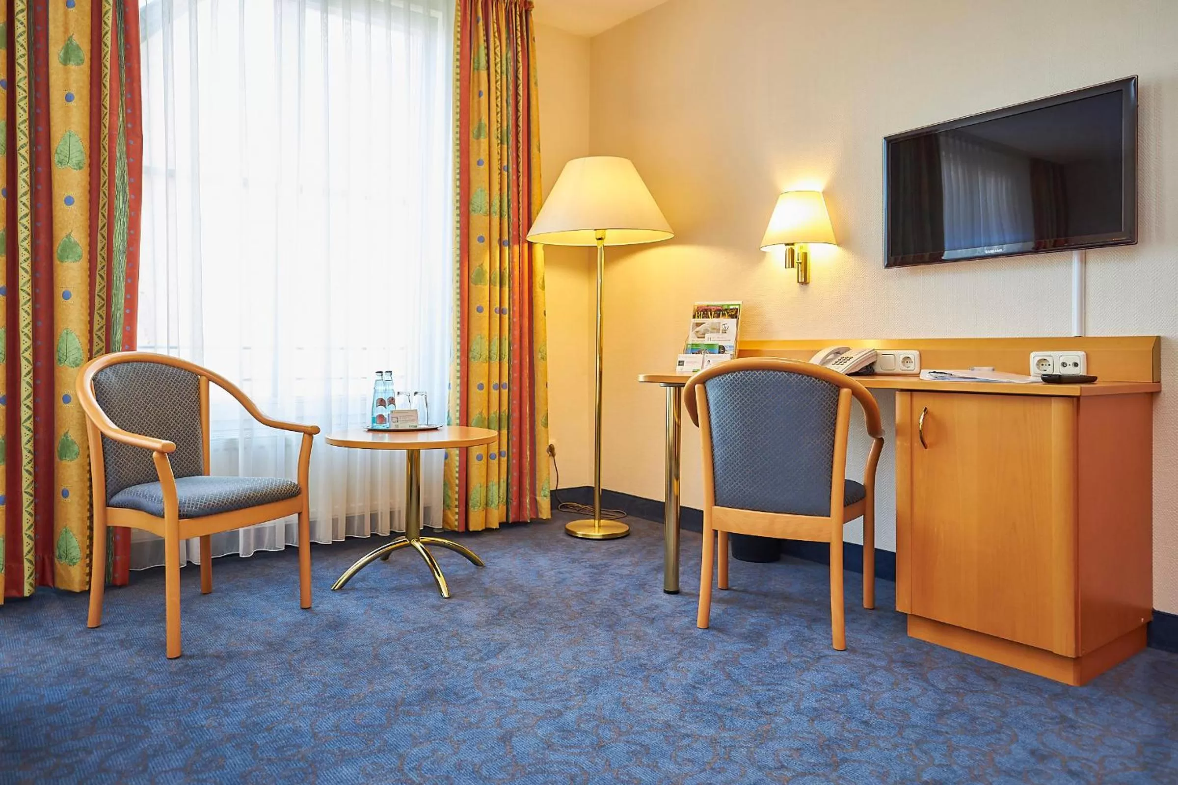 Photo of the whole room, TV/Entertainment Center in Flair Hotel Stadt Höxter