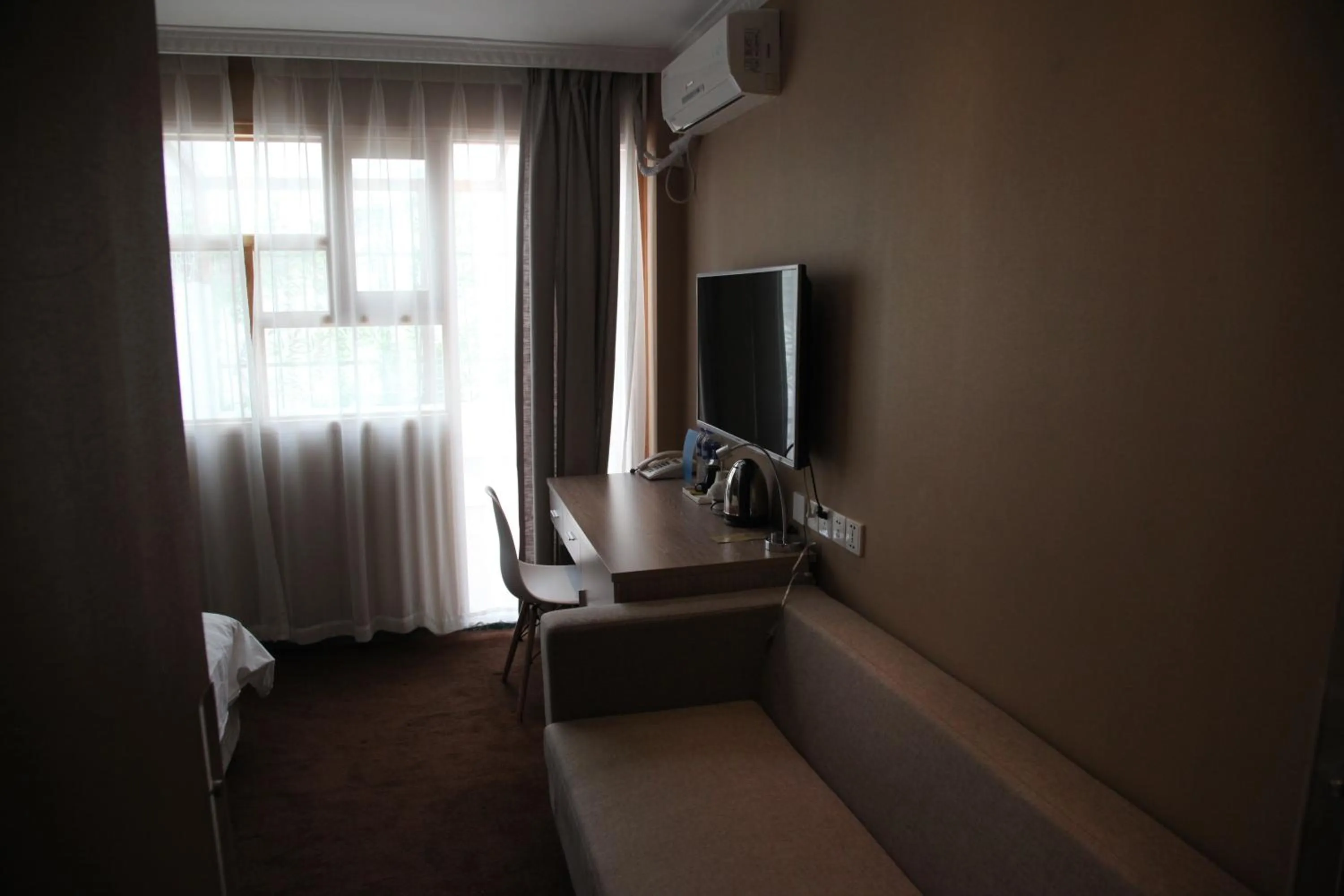 Deluxe Double Room in Shanghai Fish Inn Bund