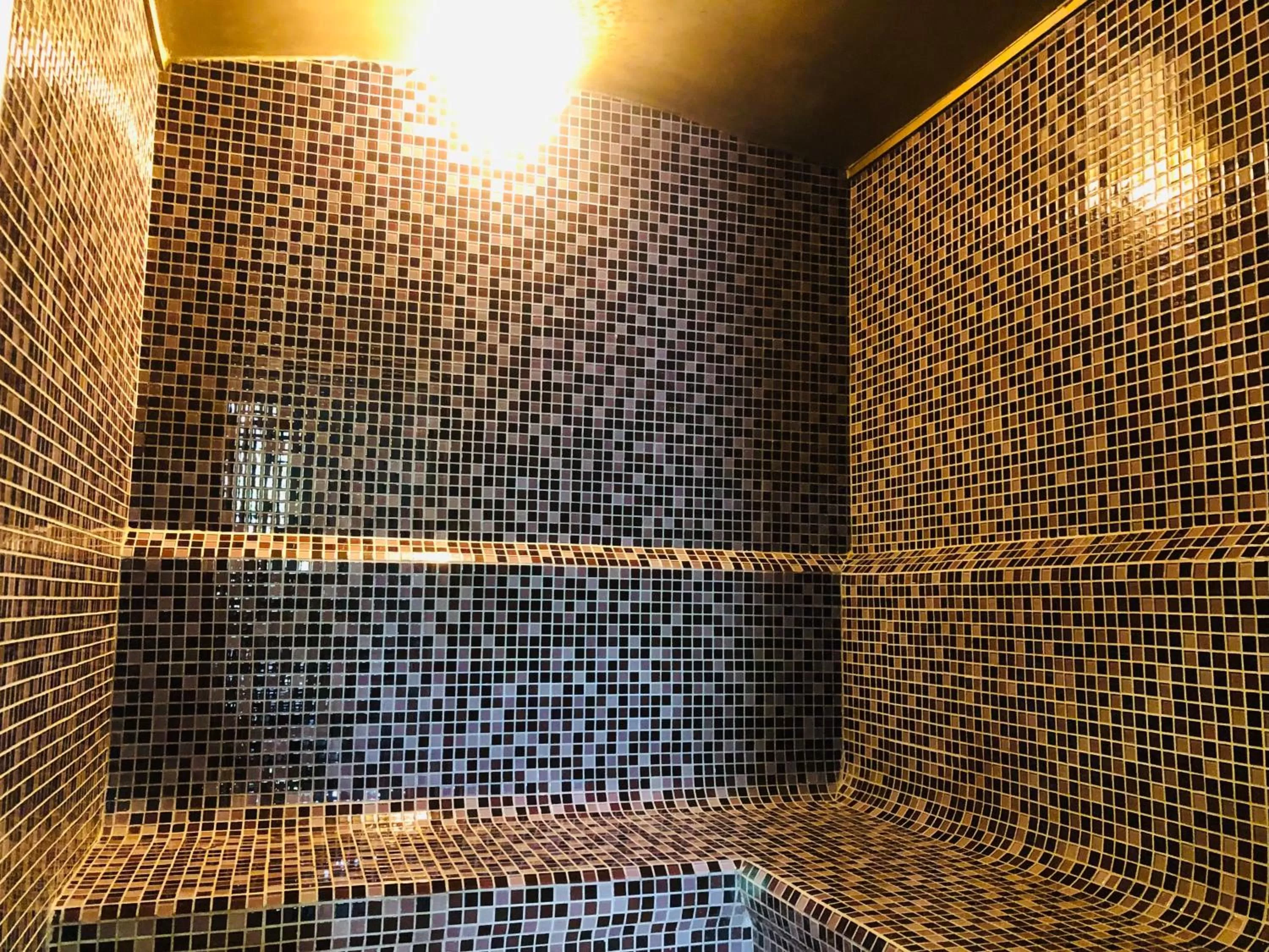 Steam room, Bathroom in Try Palace Resort-Kep