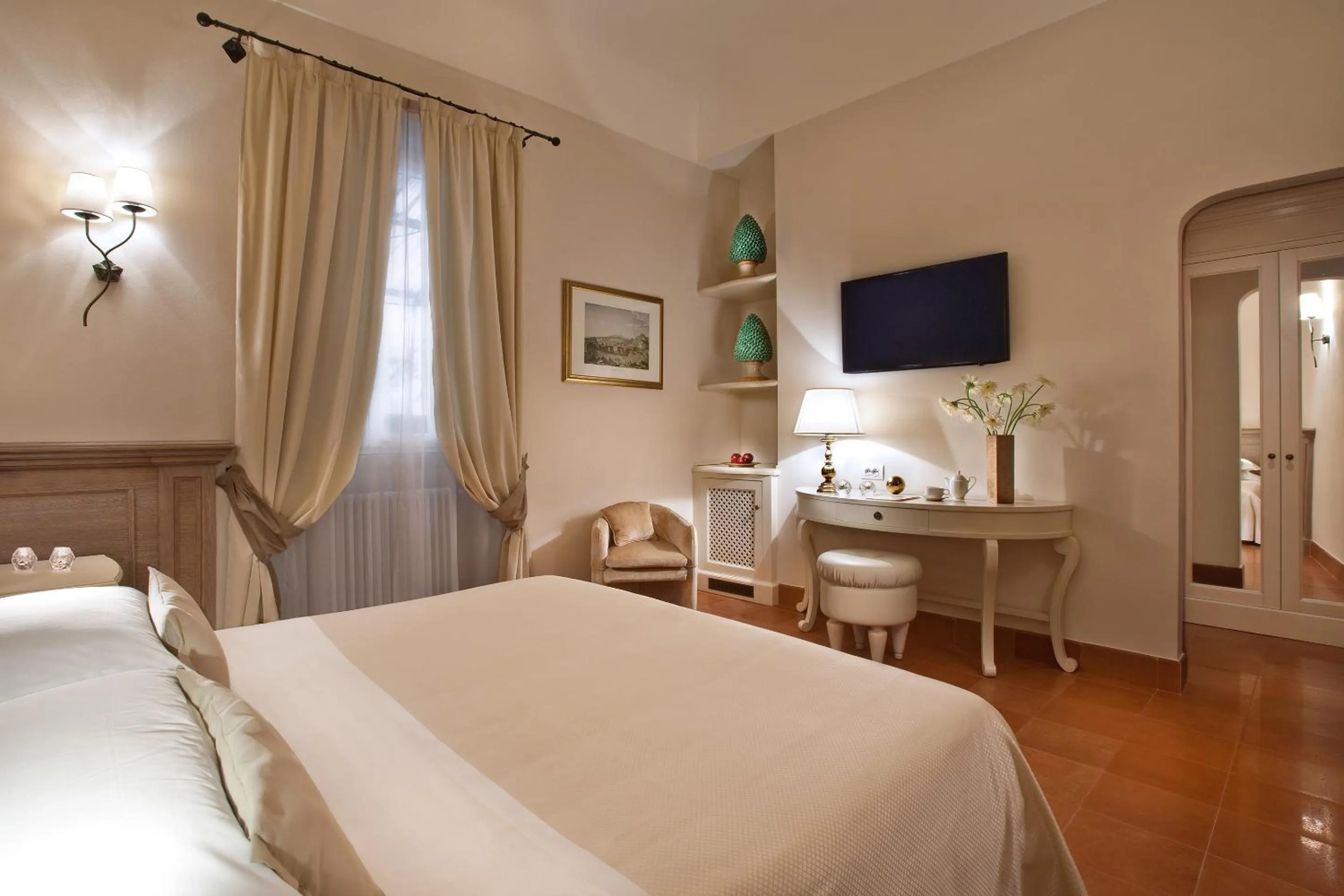 Photo of the whole room, Bed in Hotel Villa Belvedere