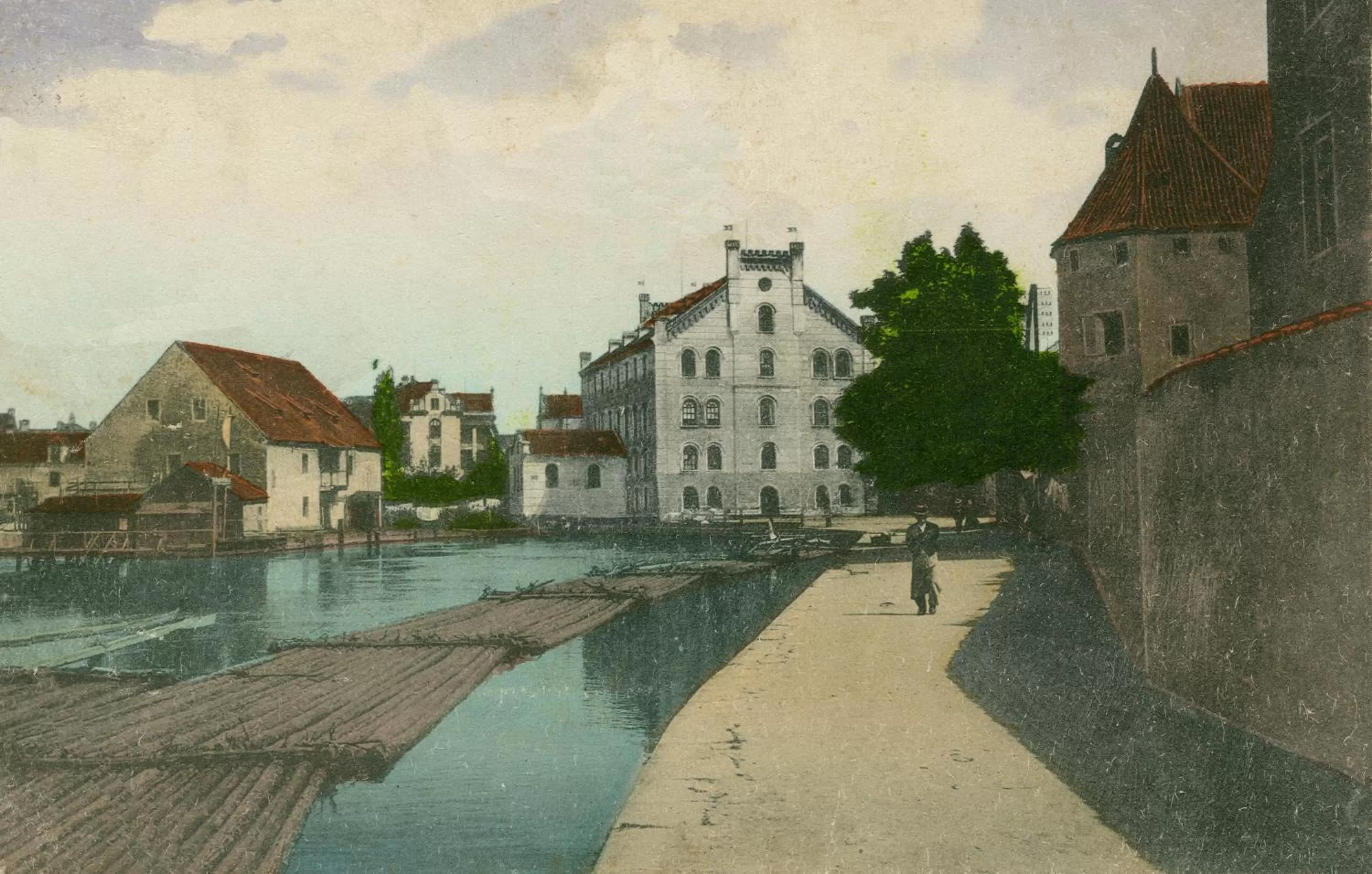Facade/entrance, Property Building in Hotel Budweis