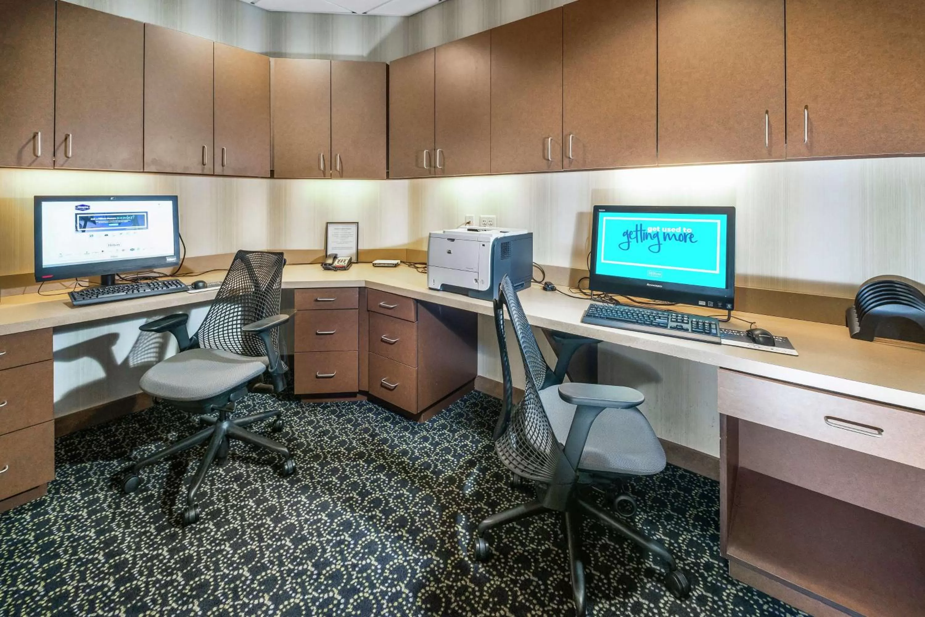 Business facilities in Hampton Inn and Suites Tulsa/Catoosa
