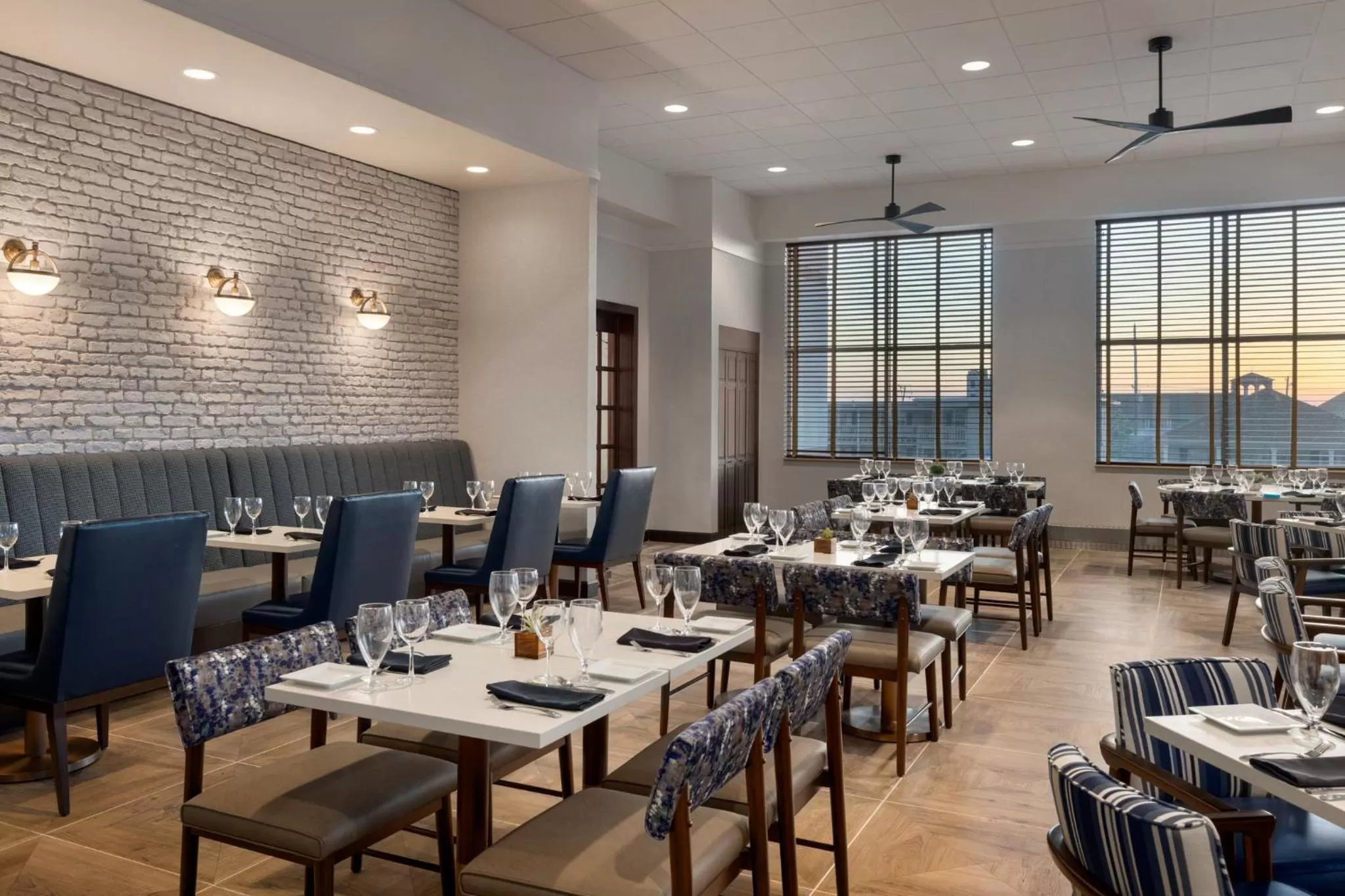 Restaurant/places to eat in Holiday Inn & Suites Ocean City by IHG