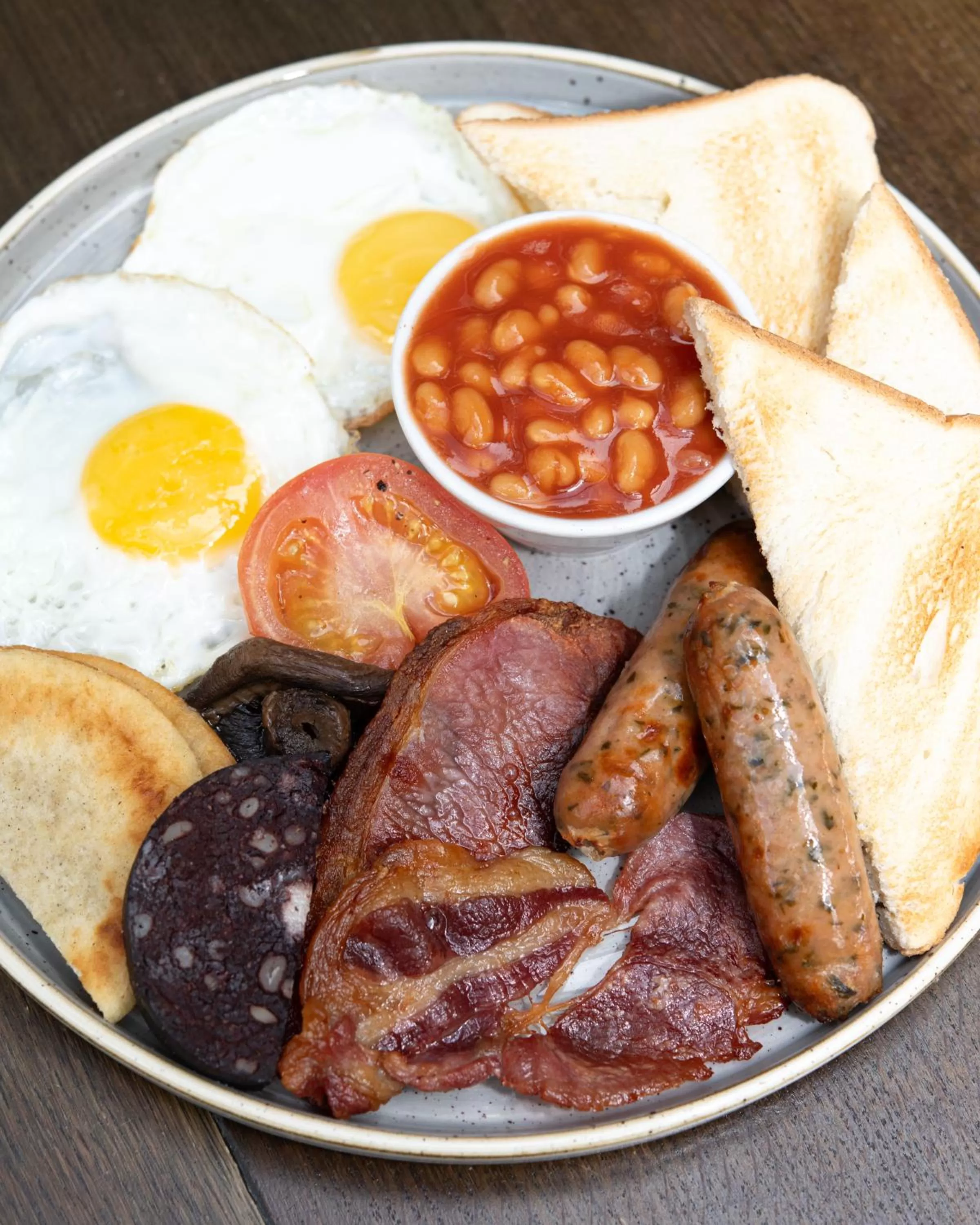 Restaurant/places to eat in Kew Gardens Hotel