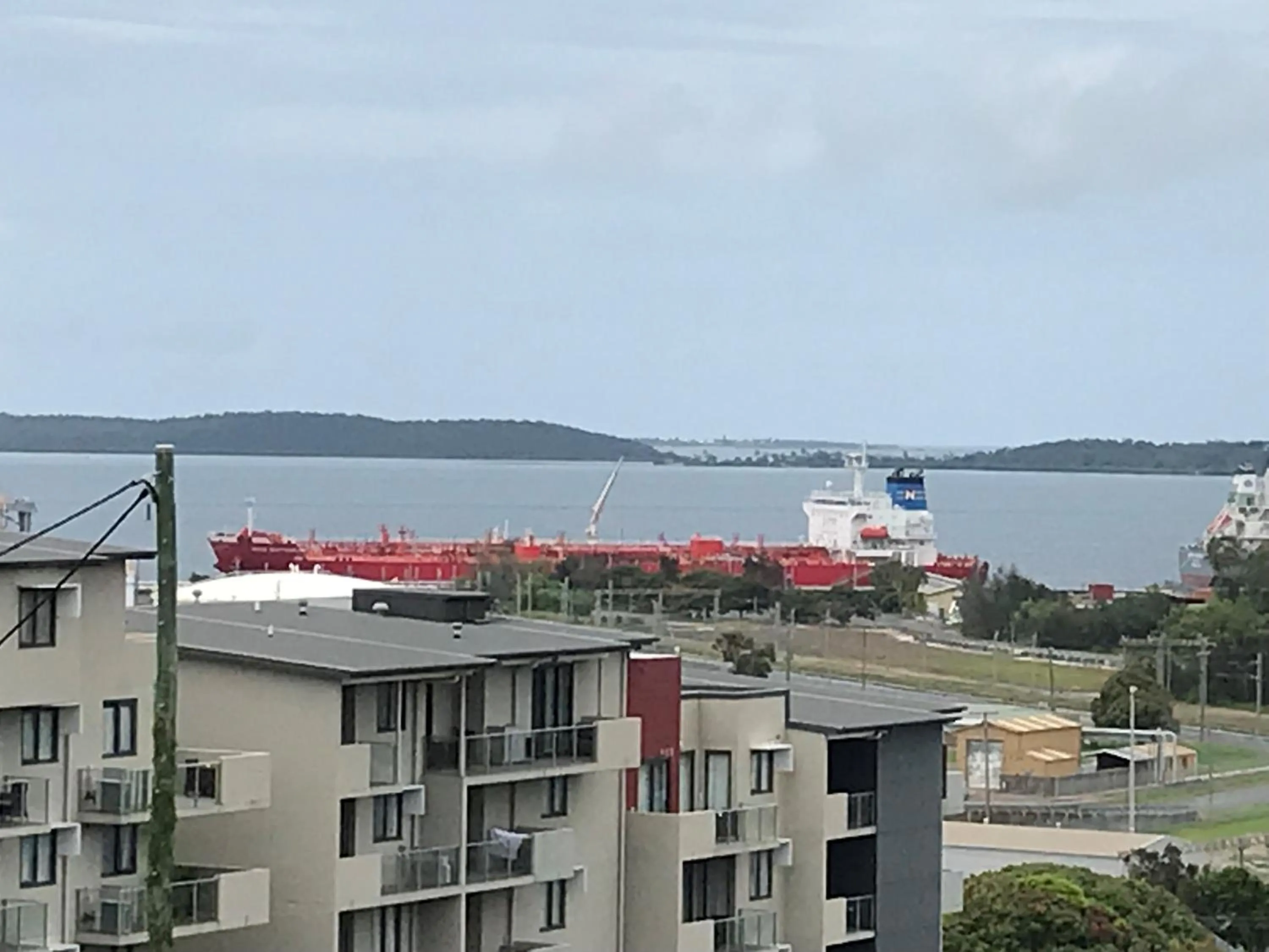Sea view in Metro Hotel & Apartments Gladstone