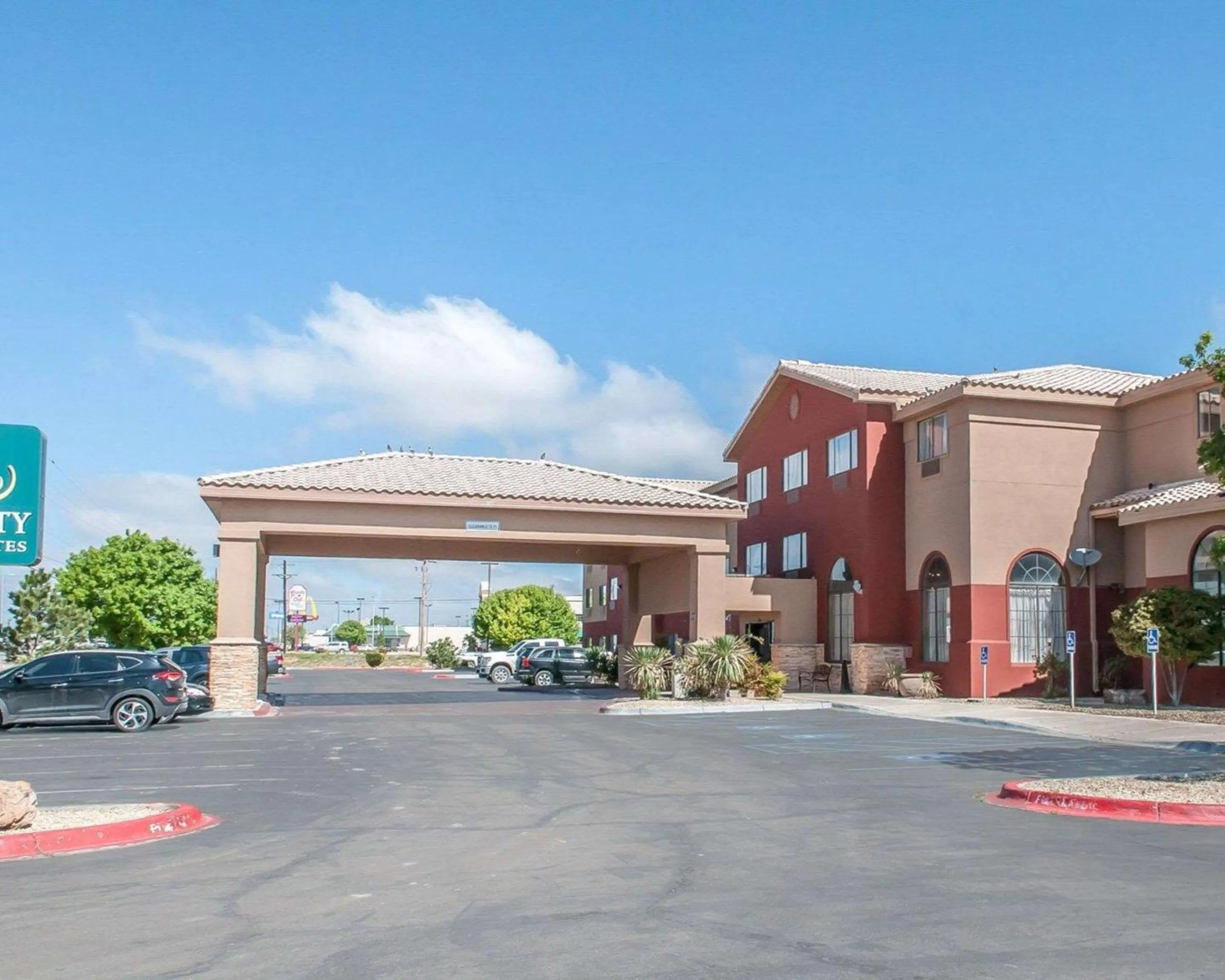 Property Building in Quality Inn & Suites Hobbs