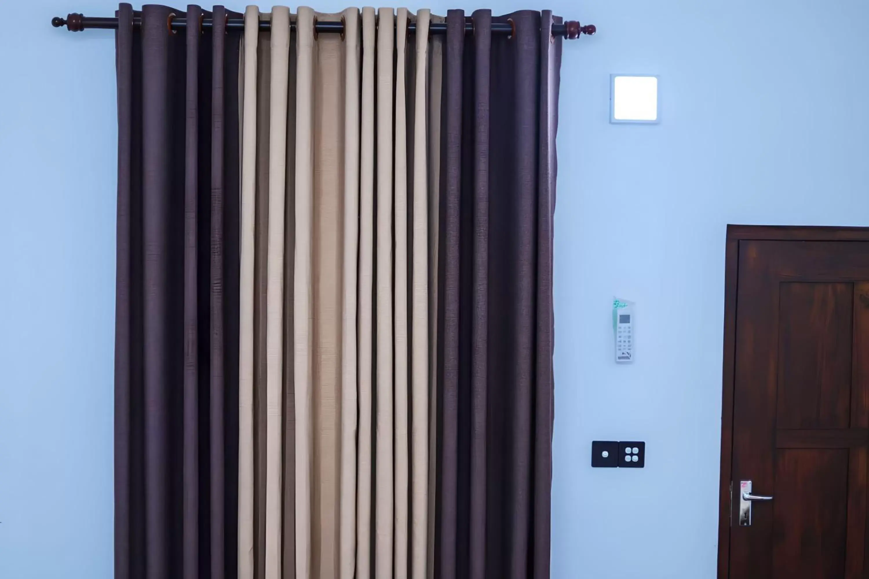 Deluxe Double Room - single occupancy in Royal Hub Deluxe Double Room - single occupancy in Royal Hub