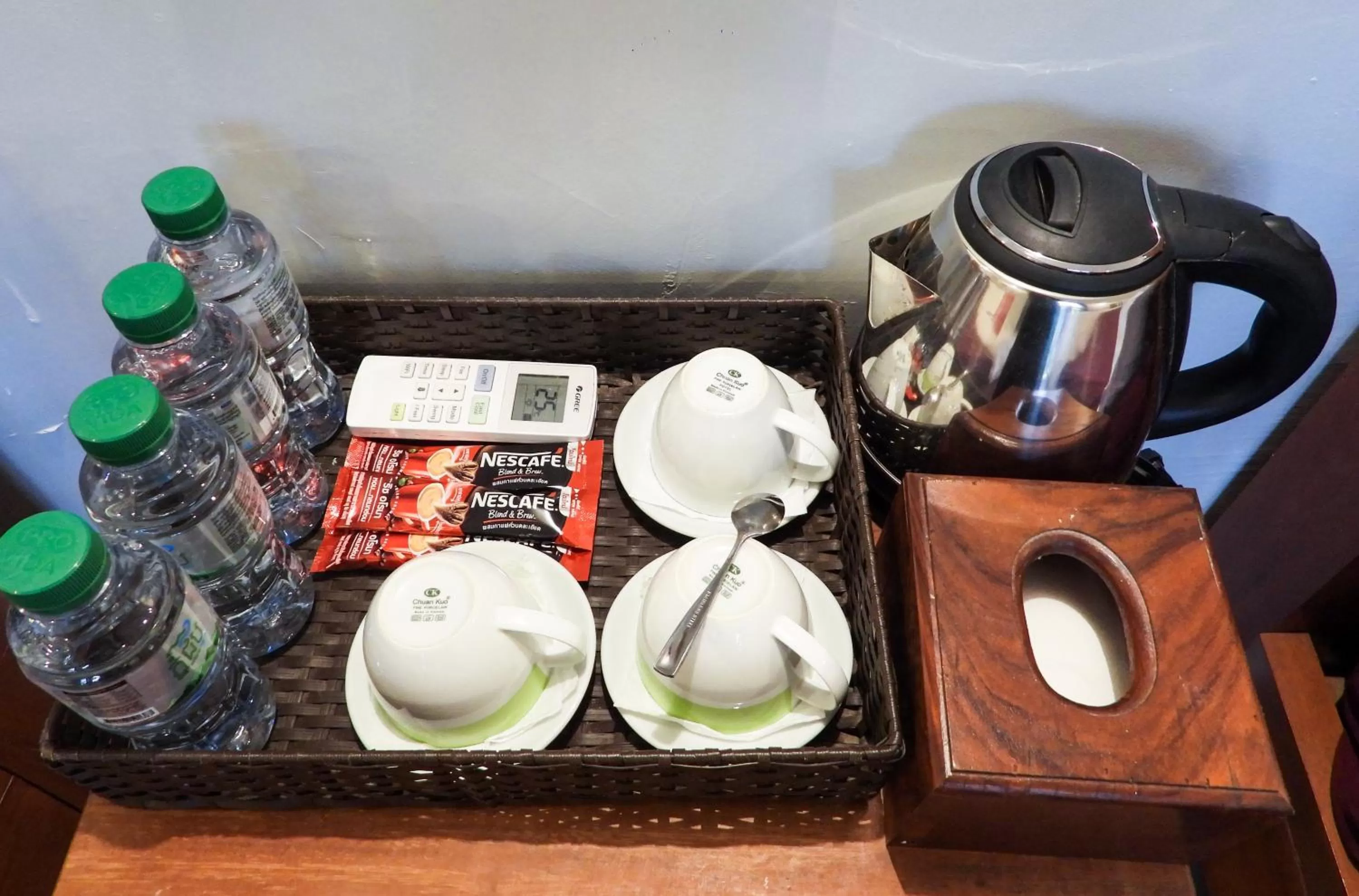 Coffee/tea facilities in Bamboo Bungalow
