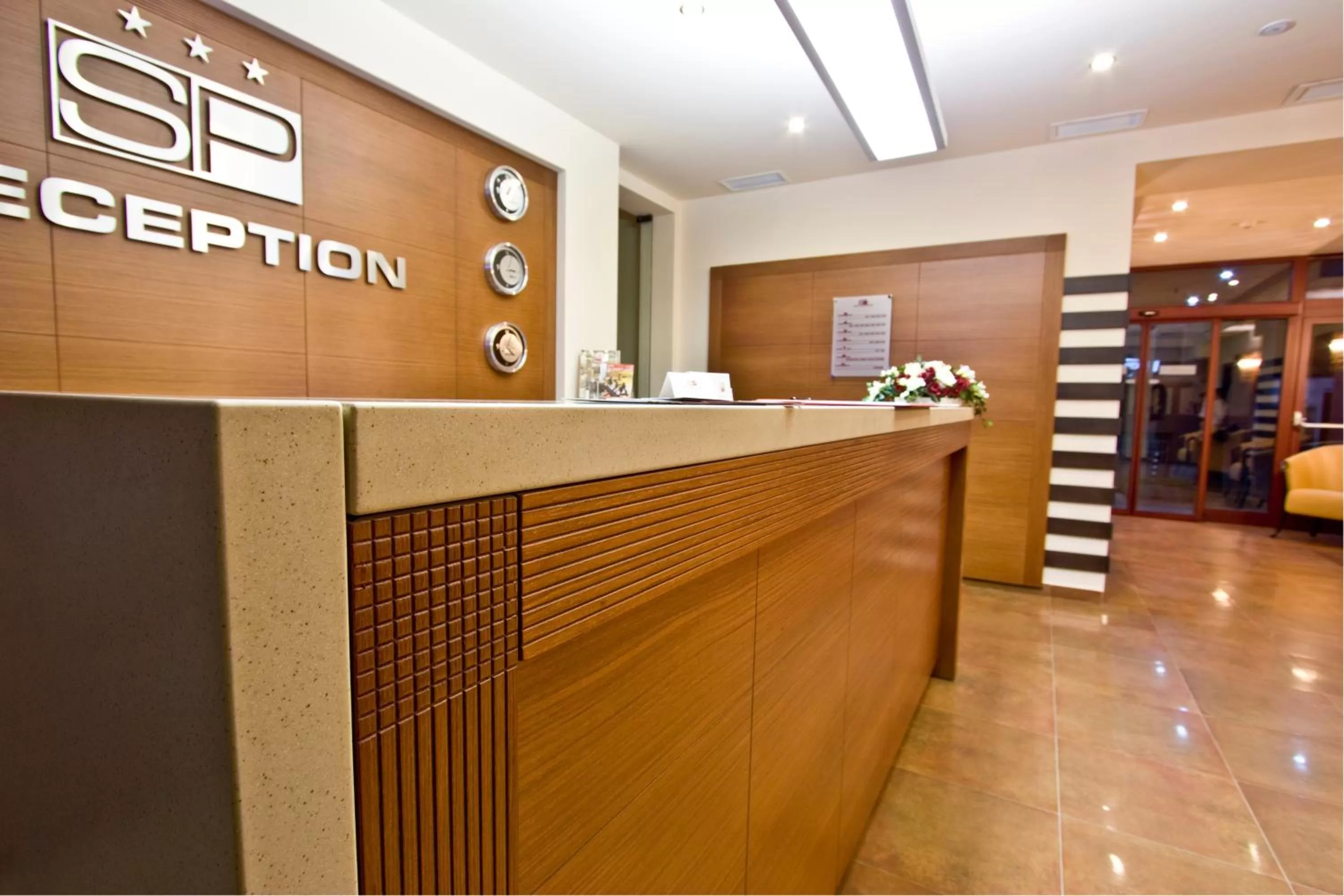 Lobby or reception in Sofia Place Hotel by HMG