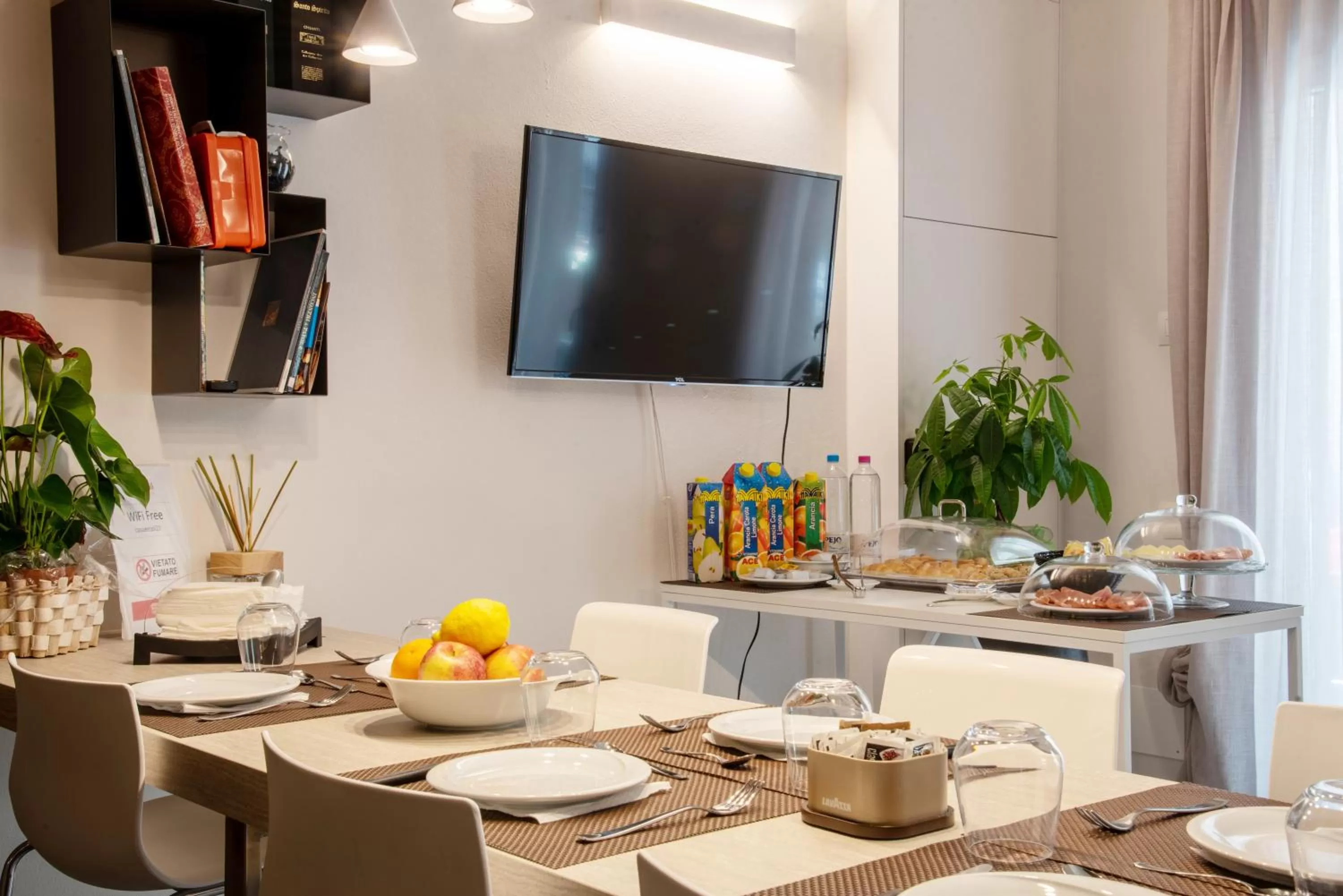 Continental breakfast in Casa Ercoli B&B