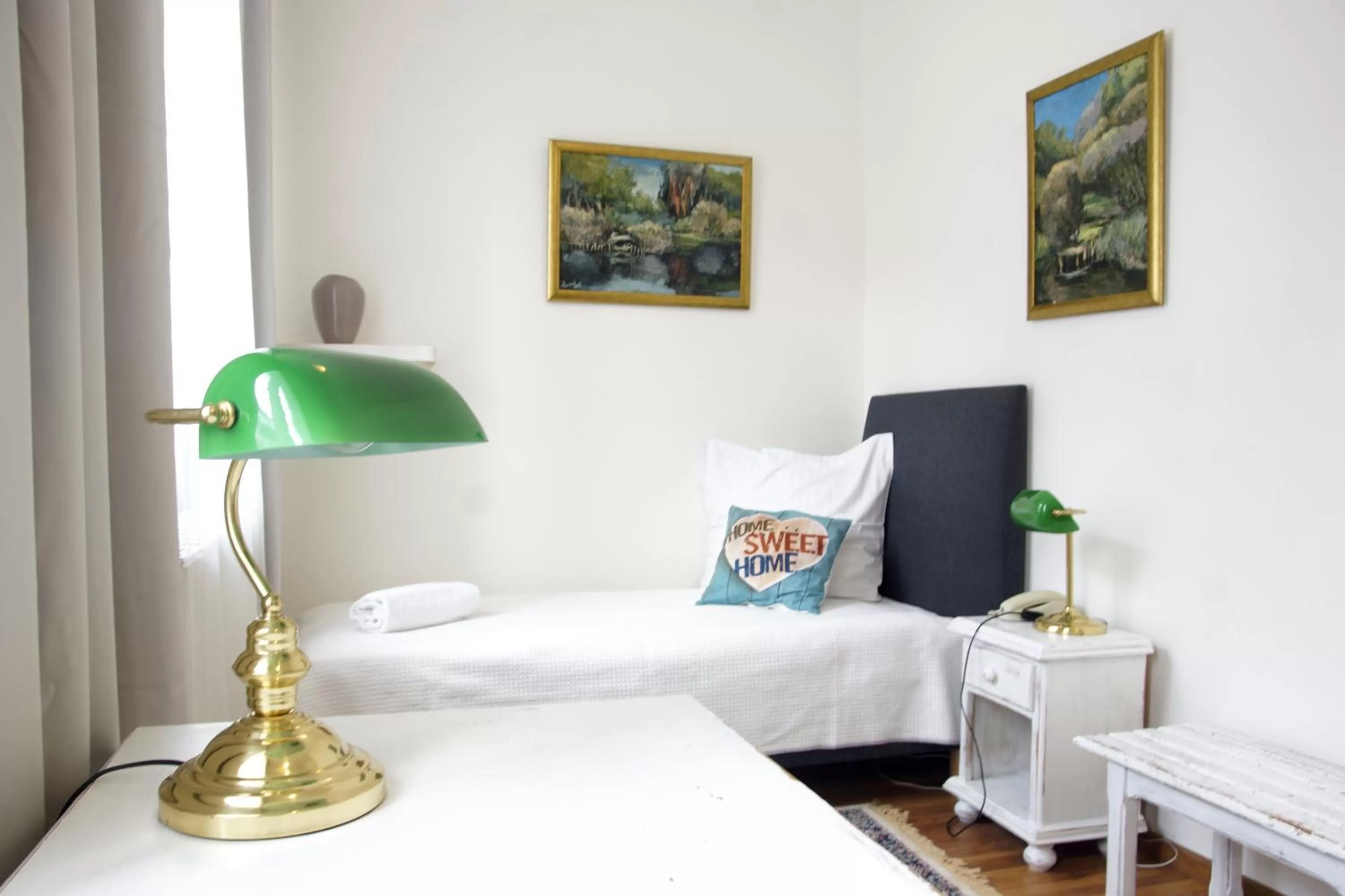 Decorative detail, Bed in Pokoje Gościnne Dom Literatury