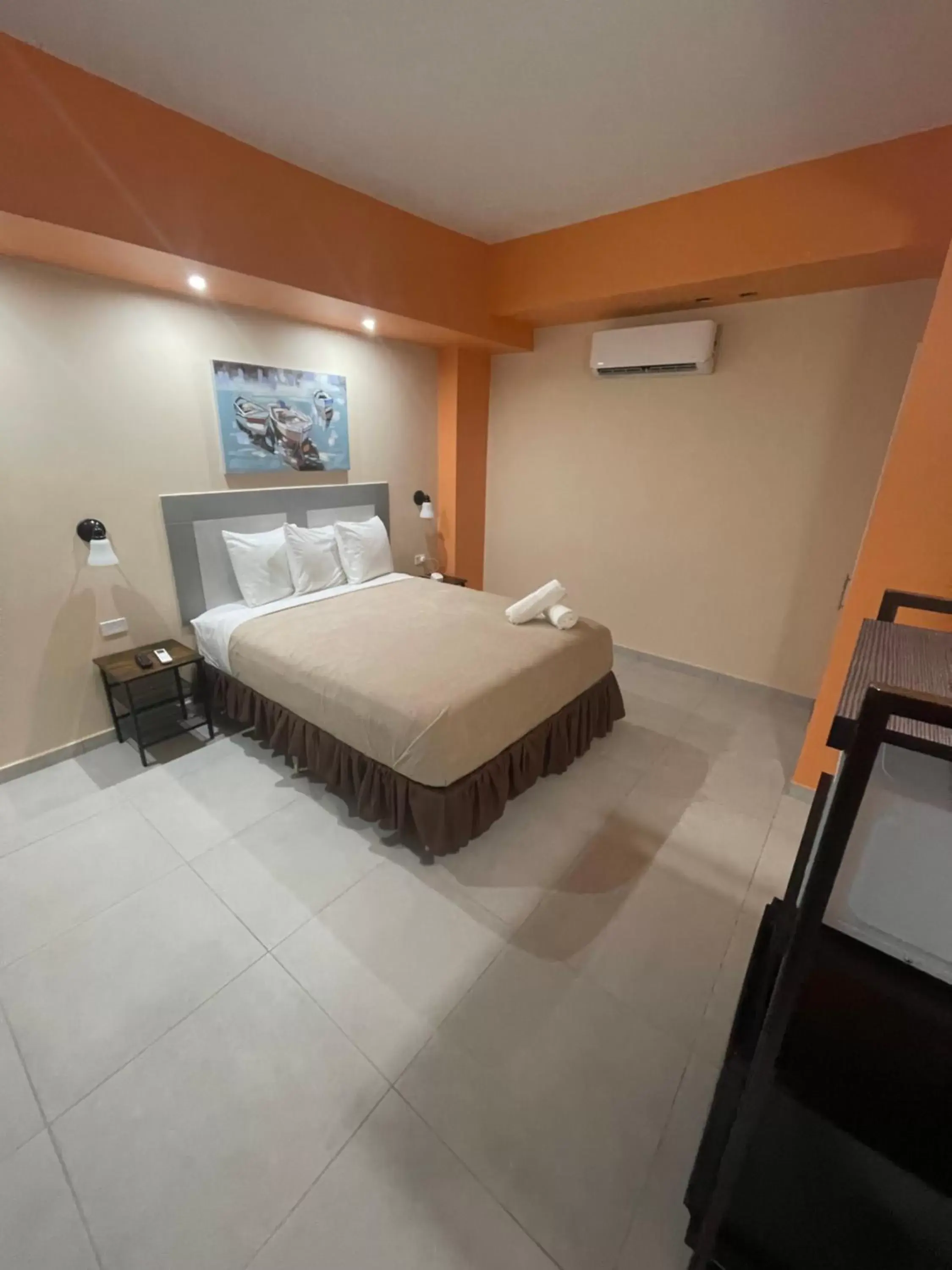 Queen Room in Aqua by Dreams Hotel Queen Room in Aqua by Dreams Hotel