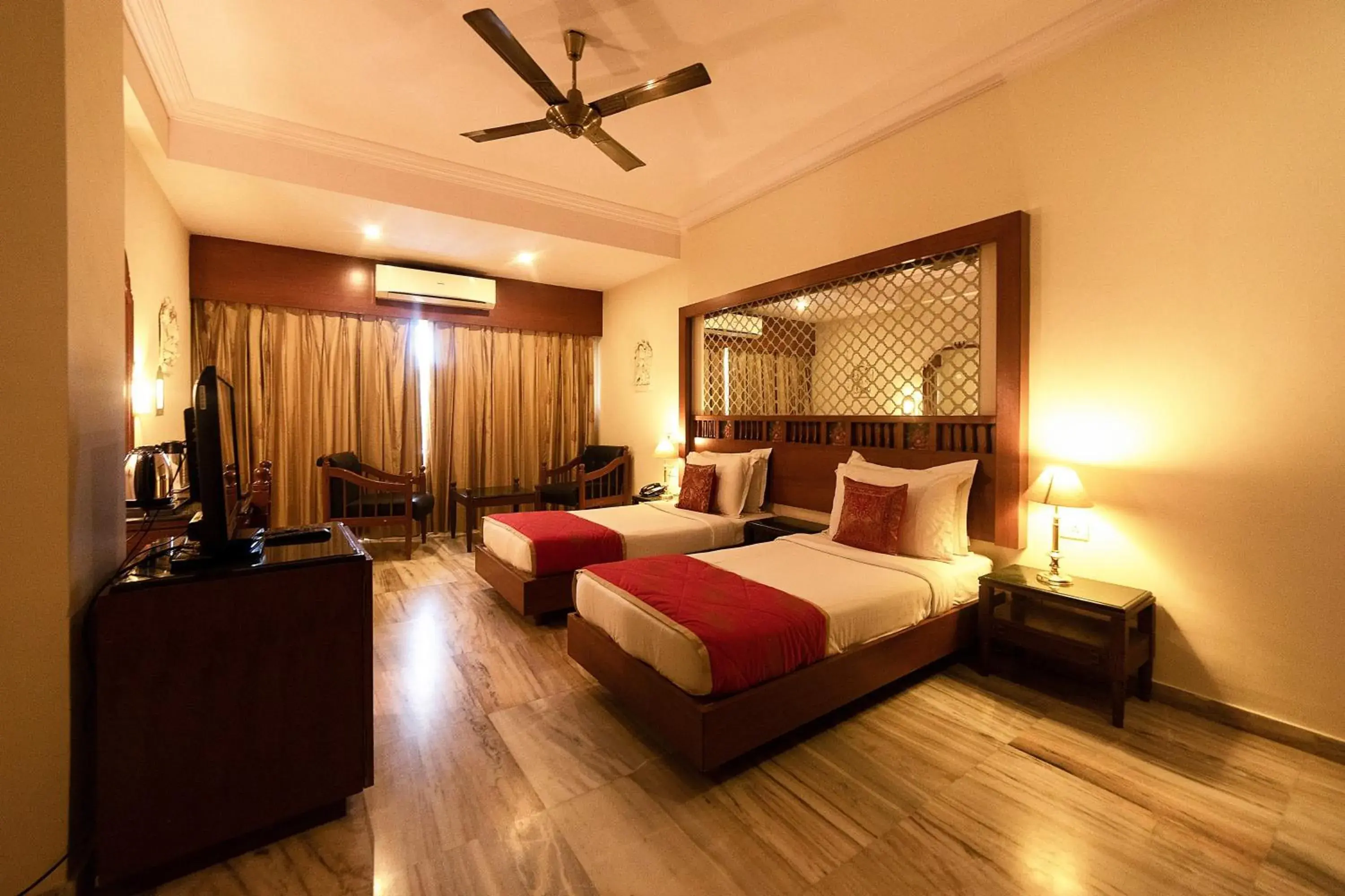 Hotel Hilltop Palace Hotel Hilltop Palace