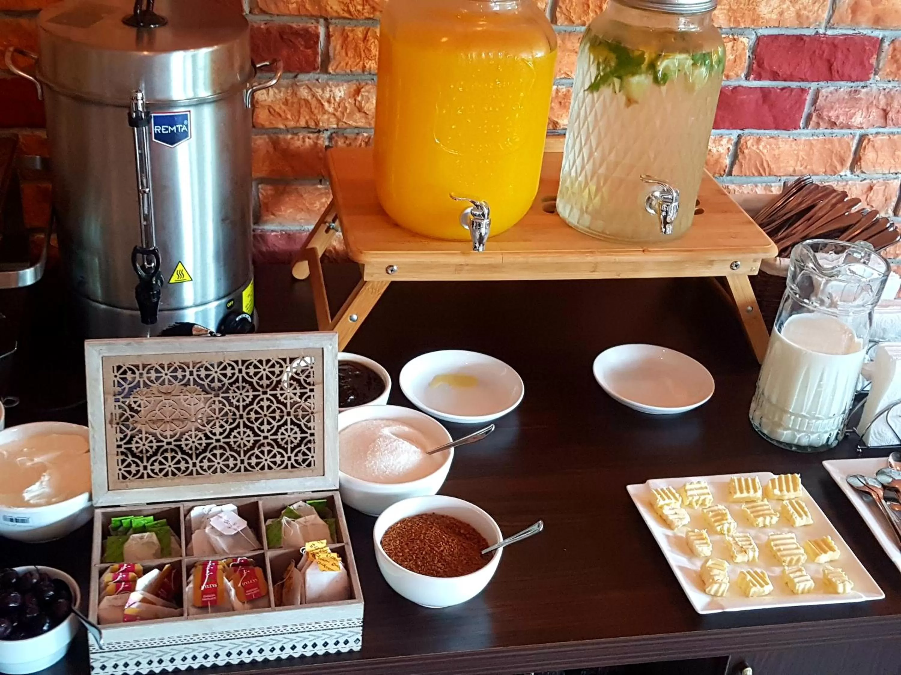 Coffee/tea facilities in Aparthotel costa