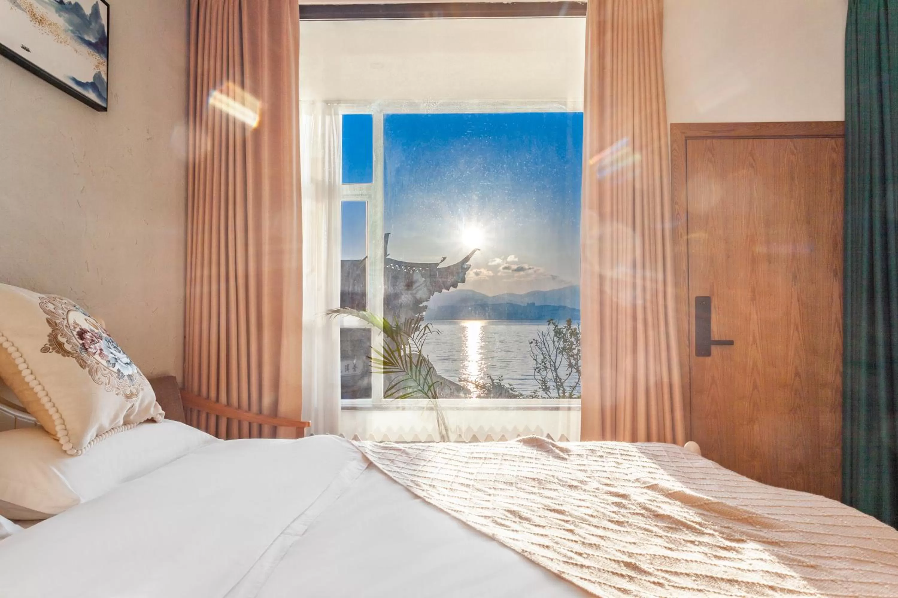 Superior Twin Room with Sea View in Blue Sea Hotel