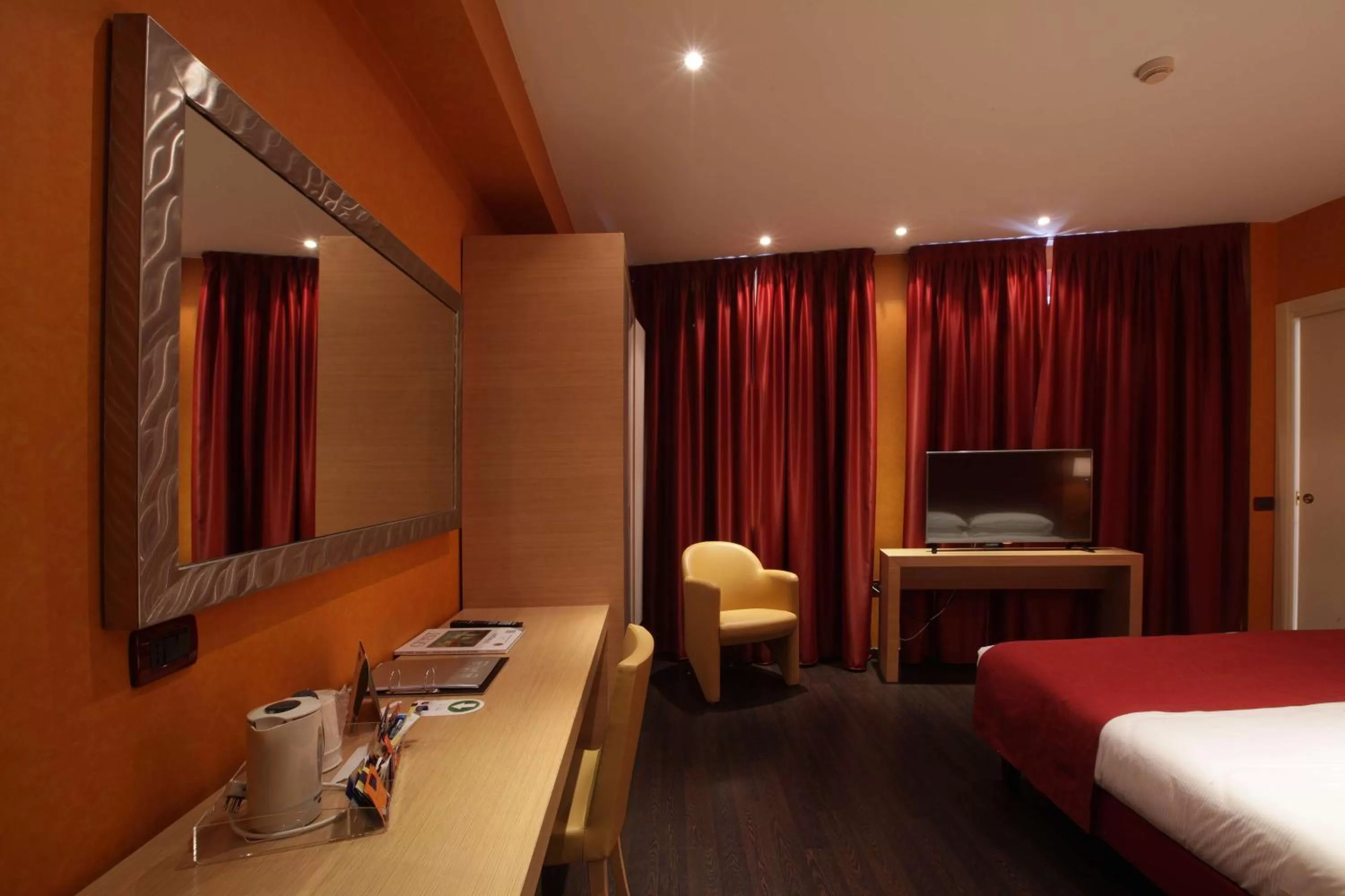 Bedroom, Bed in Best Western Hotel Piemontese