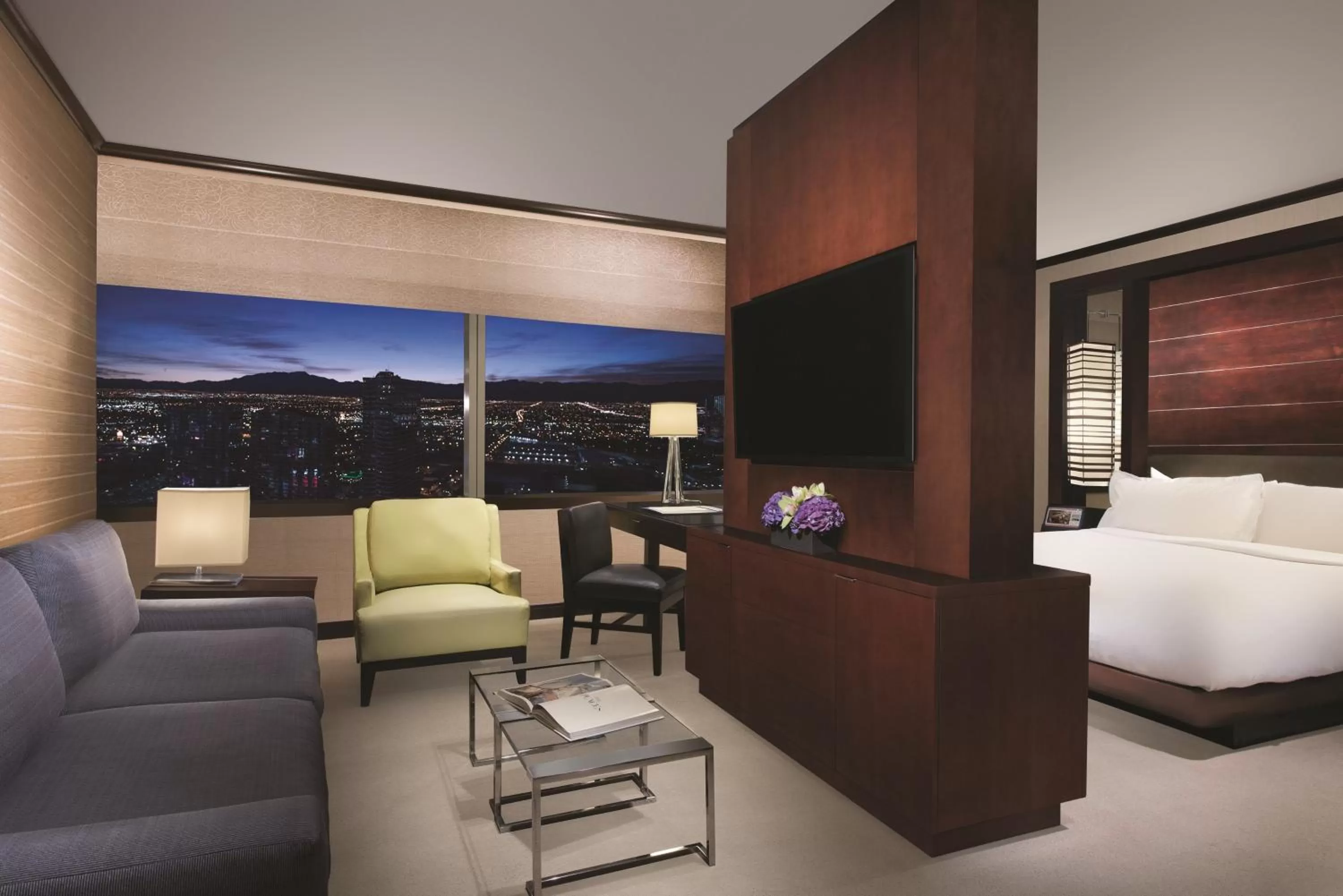 Photo of the whole room, Bed in Vdara Hotel & Spa at ARIA Las Vegas