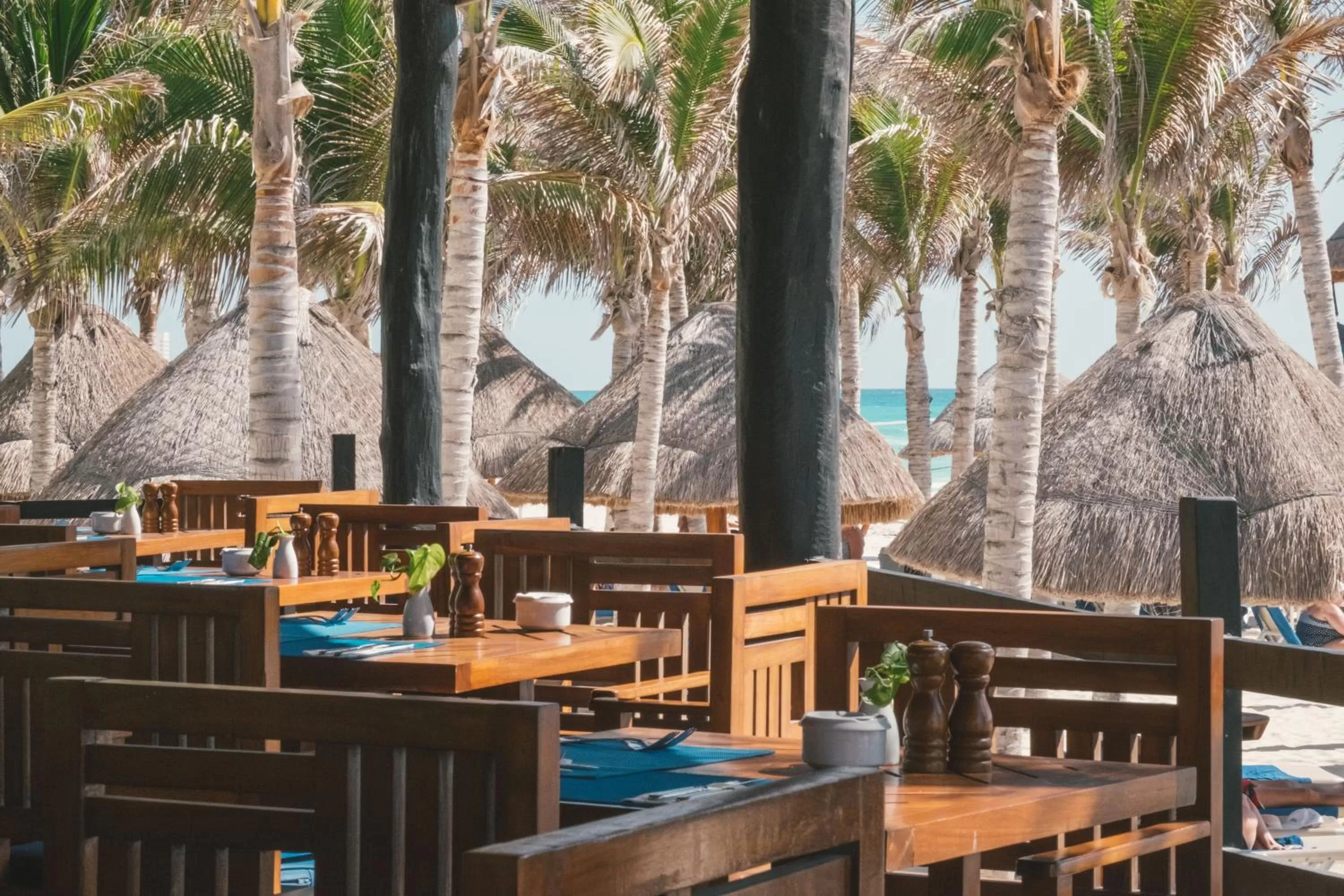 Restaurant/places to eat in Hotel NYX Cancun