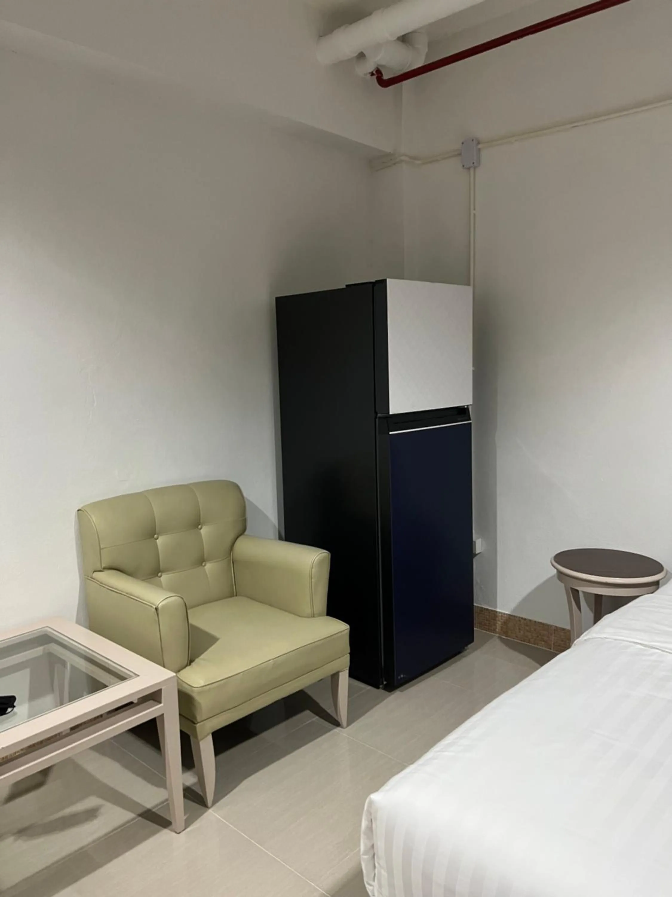Area and facilities, Bed in Mall Suites Hotel