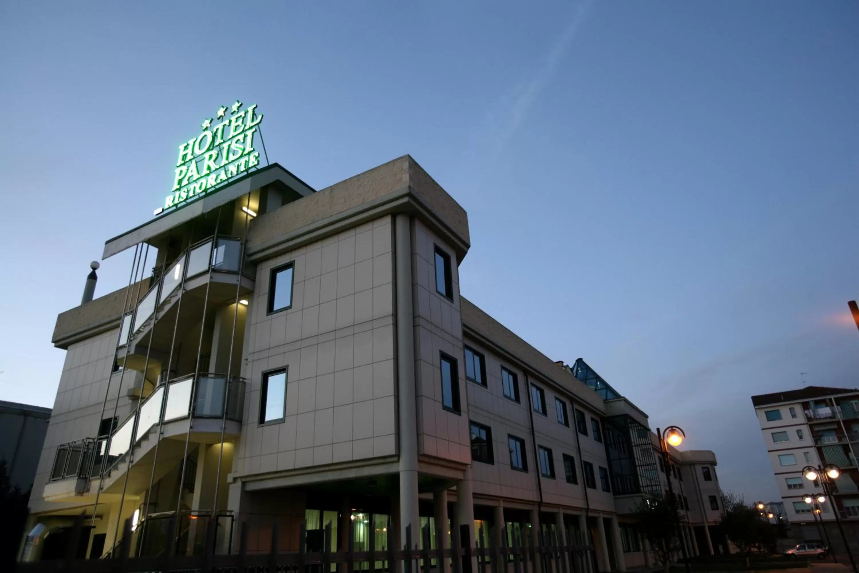 Property building in Hotel Parisi