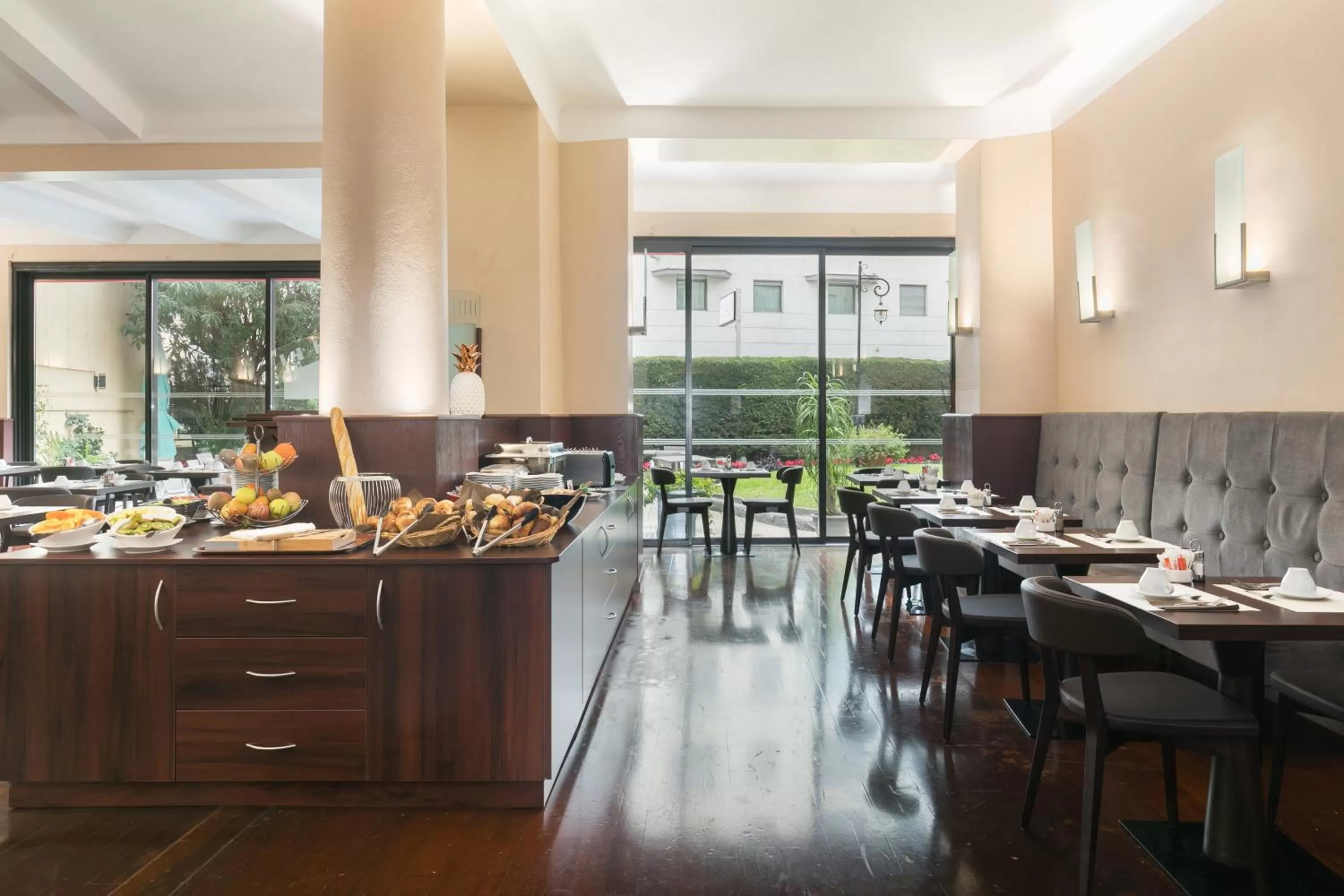 Restaurant/places to eat in Best Western Plus Hôtel Brice Garden Nice