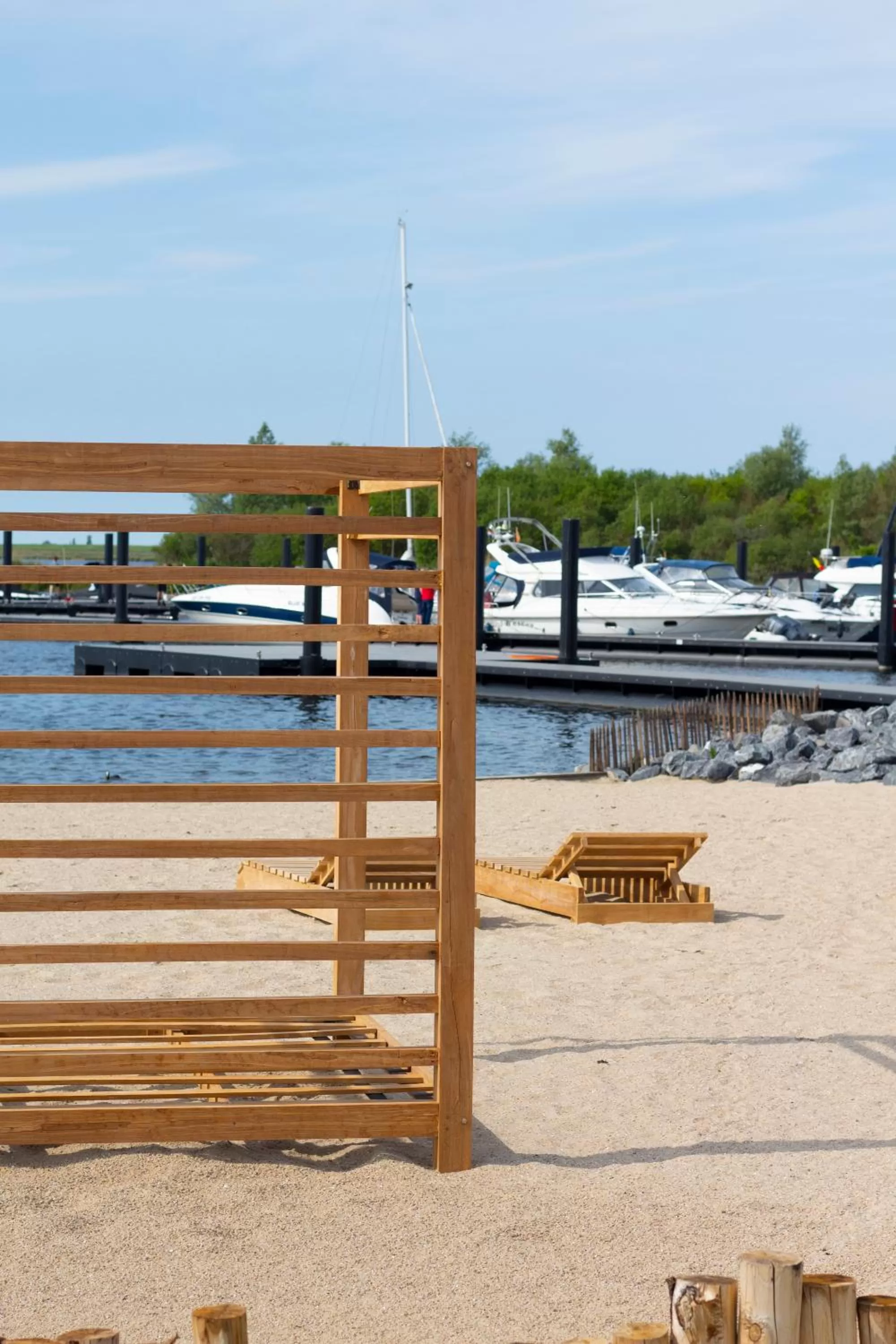 Beach in Waterrijk Oesterdam Hotel
