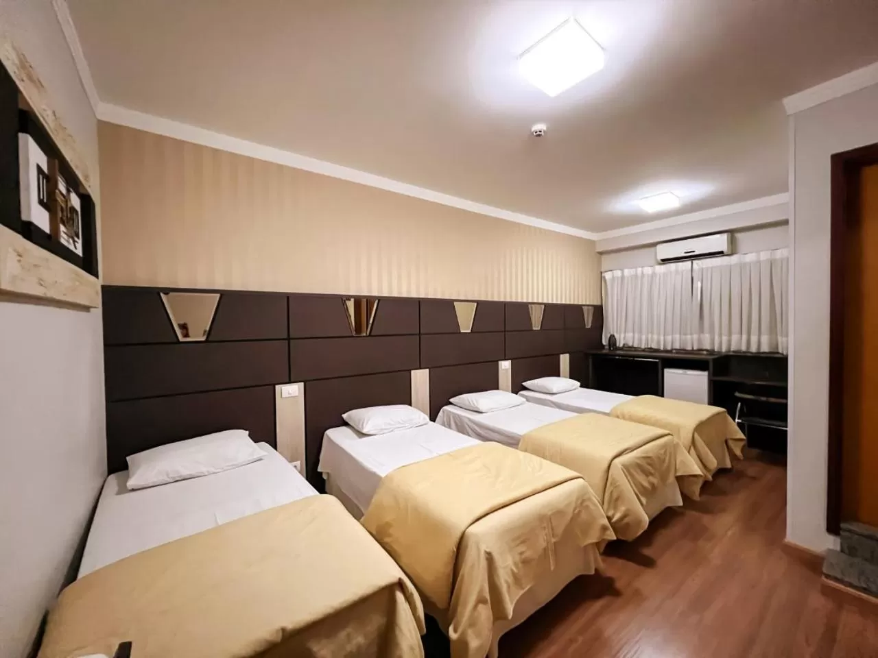 Bed in GoldMen Business Cianorte