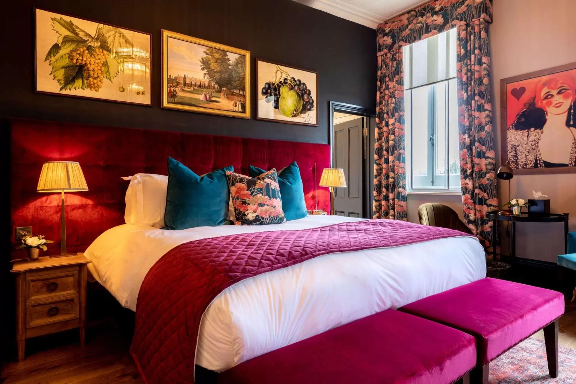 Bedroom, Bed in The Park Hotel