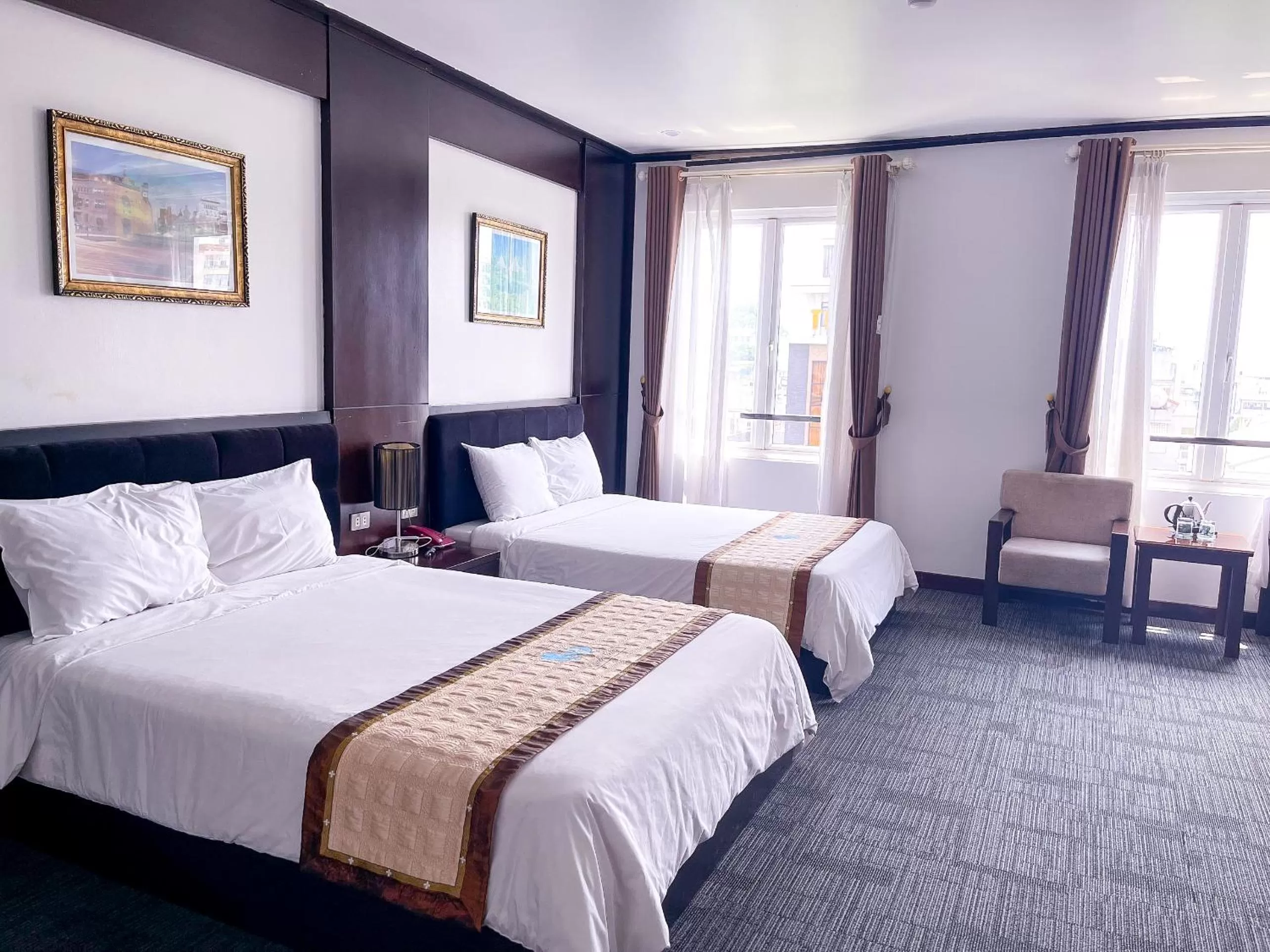 Deluxe Twin Room in Nam Dat Hotel by D'Lecia Ha Long