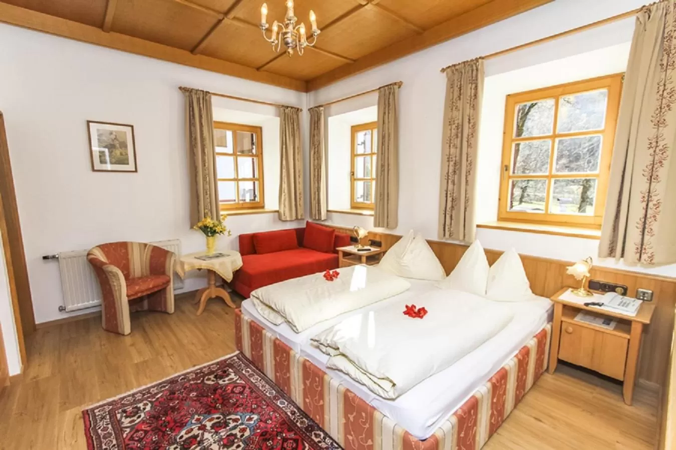 Bed in Dandler - Zimmer und Ferienwohnungen