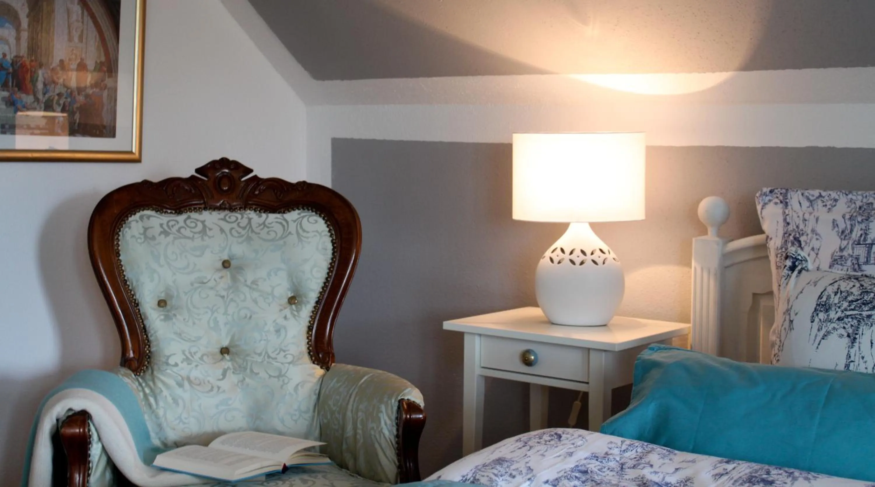 Seating area, Bed in Gästehaus Gebauer